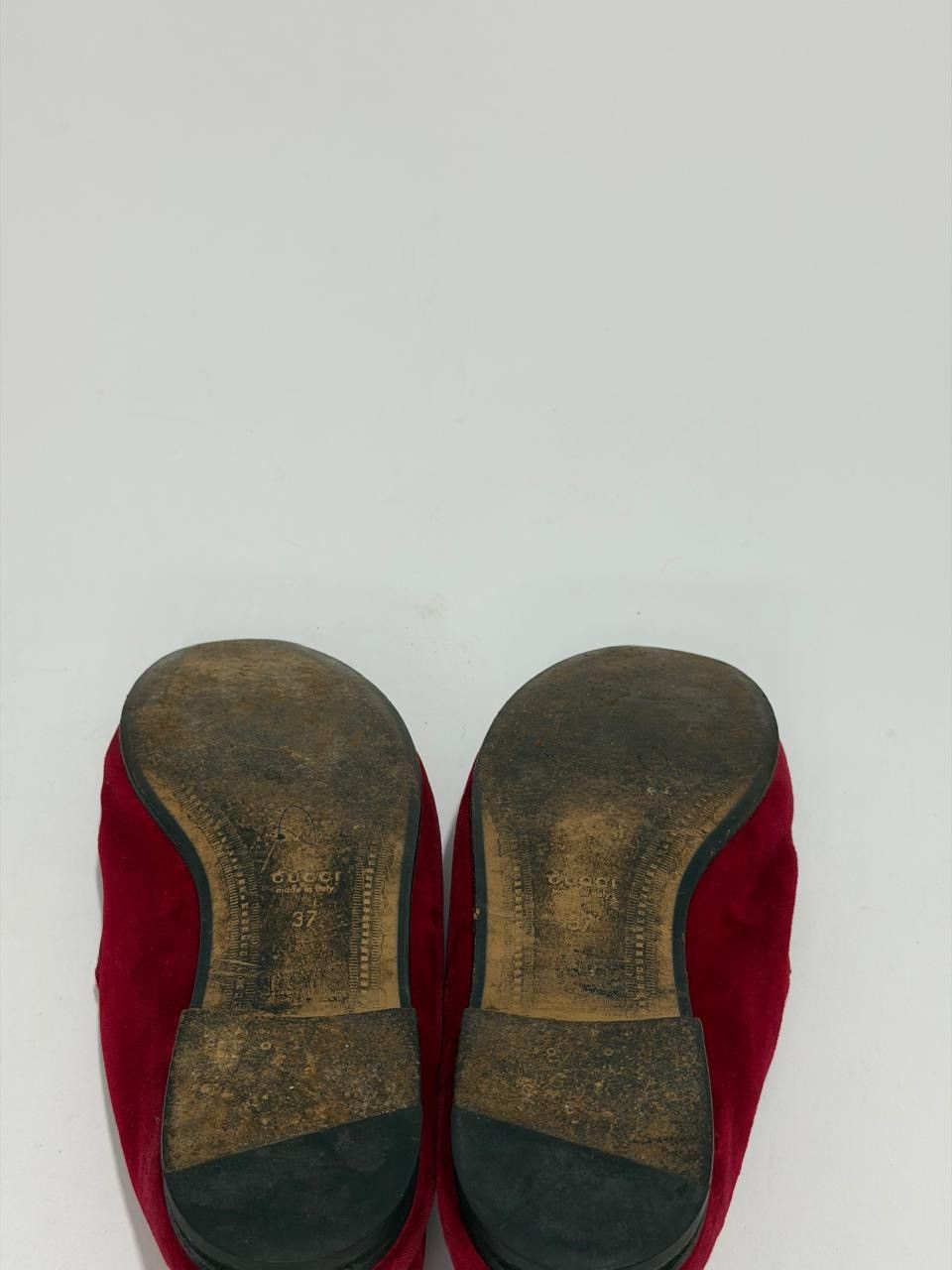 Gucci Gucci Red Velvet Jordaan Horsebit Loafers Size 37 Size US 7 / IT 37 - 7 Thumbnail