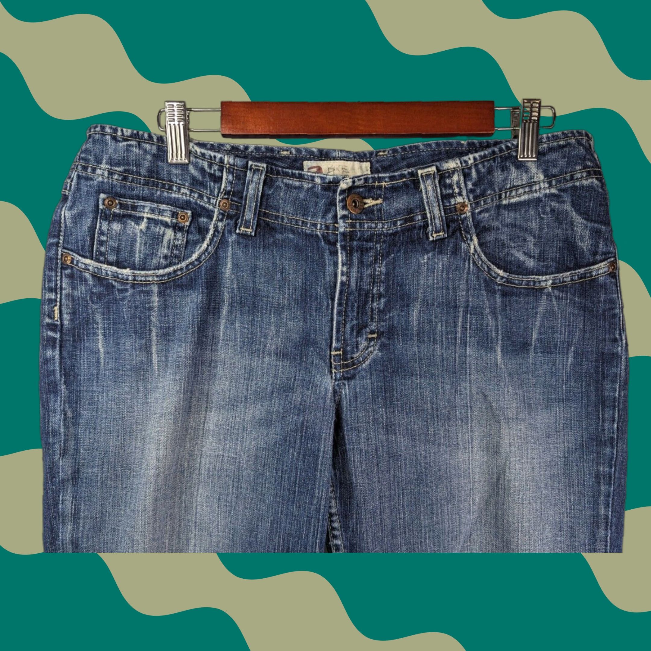 Vintage Buckle Jeans Women Buckle BKE Harlow Stretch Distressed Denim Blue 32x29.5 Bootcut 5-Pocket Regular Size 32 Womens Jeans Blue Size 24" / US 00 / IT 34 - 1 Thumbnail