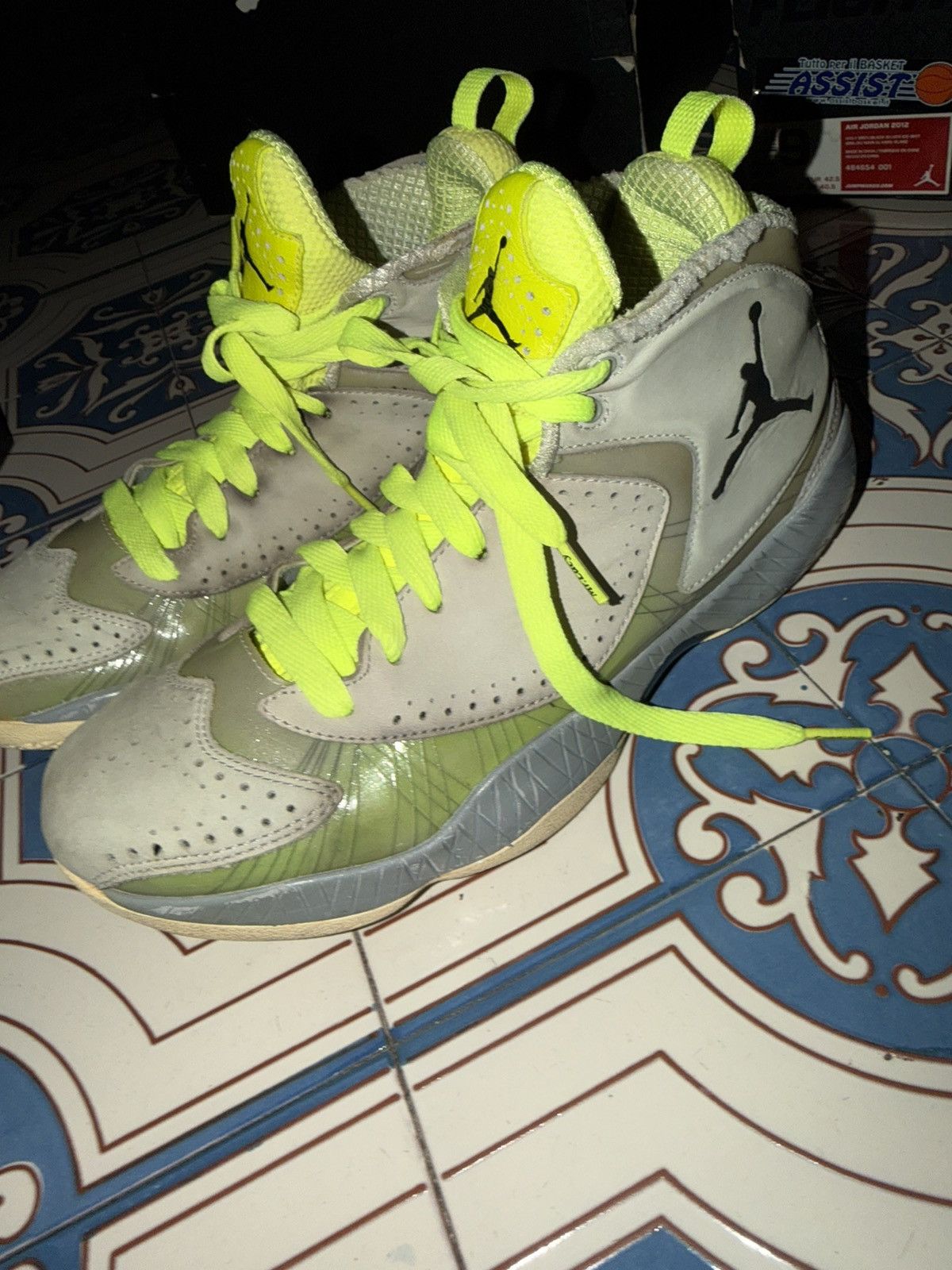 Jordan Brand Jordan 2012 Wolf Grey Size US 9 / EU 42 - 8 Thumbnail