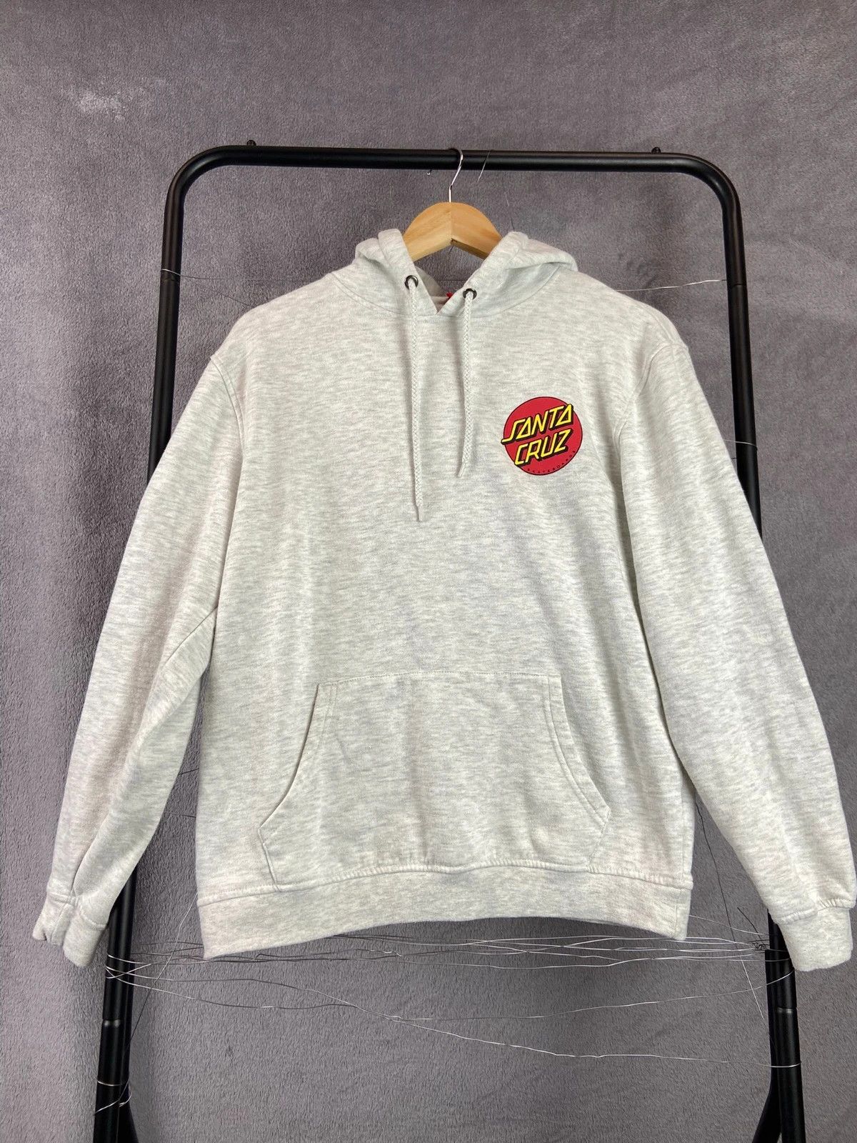 Santa Cruz Skateboards Santa Cruz Grey Hoodie with Logo Vintage Y2K S Size US S / EU 44-46 / 1 - 1 Thumbnail