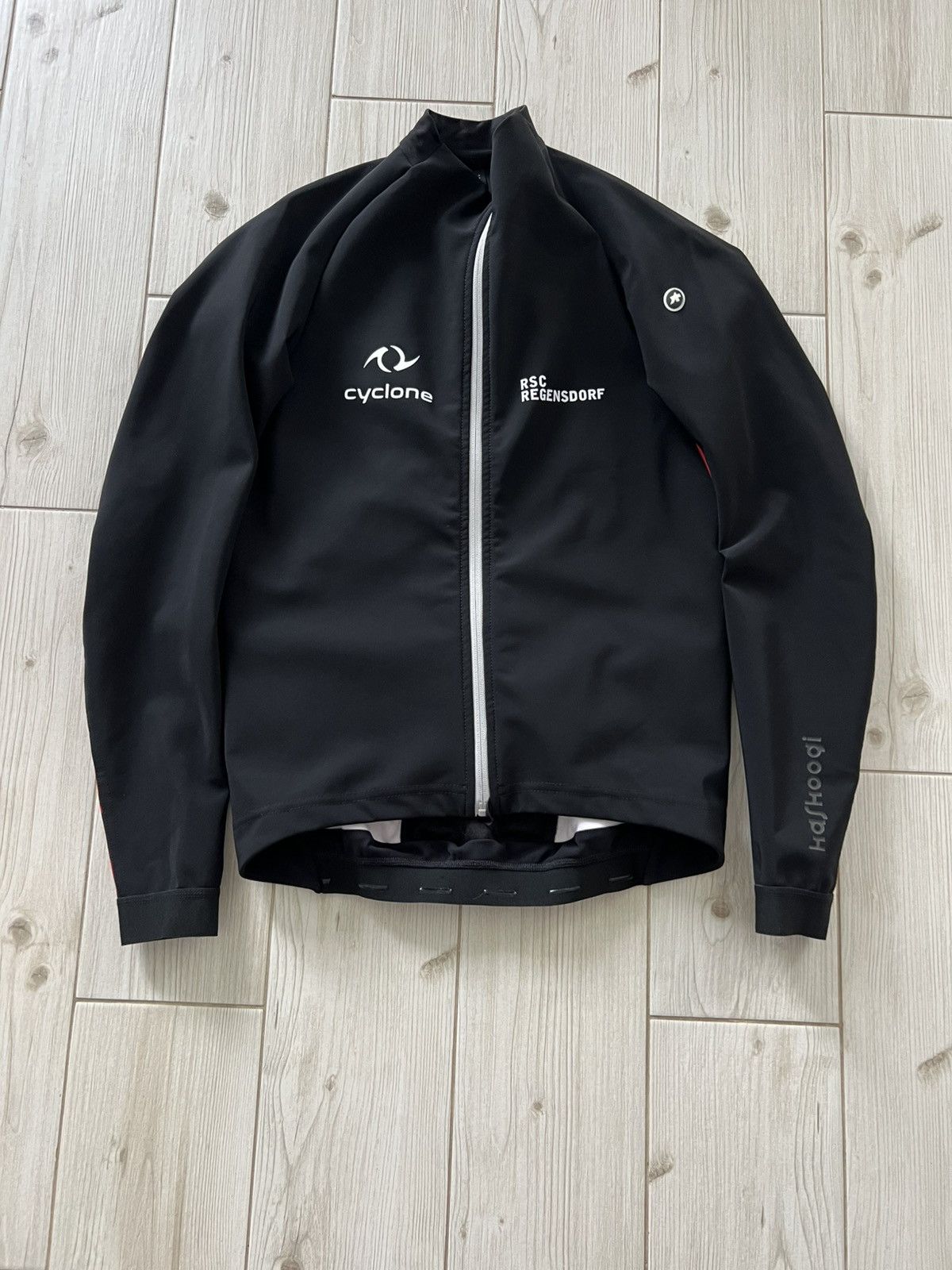 Asos ASSOS Bike Jacket Thermal Softshell Winter Windproof Size L Size US L / EU 52-54 / 3 - 6 Thumbnail