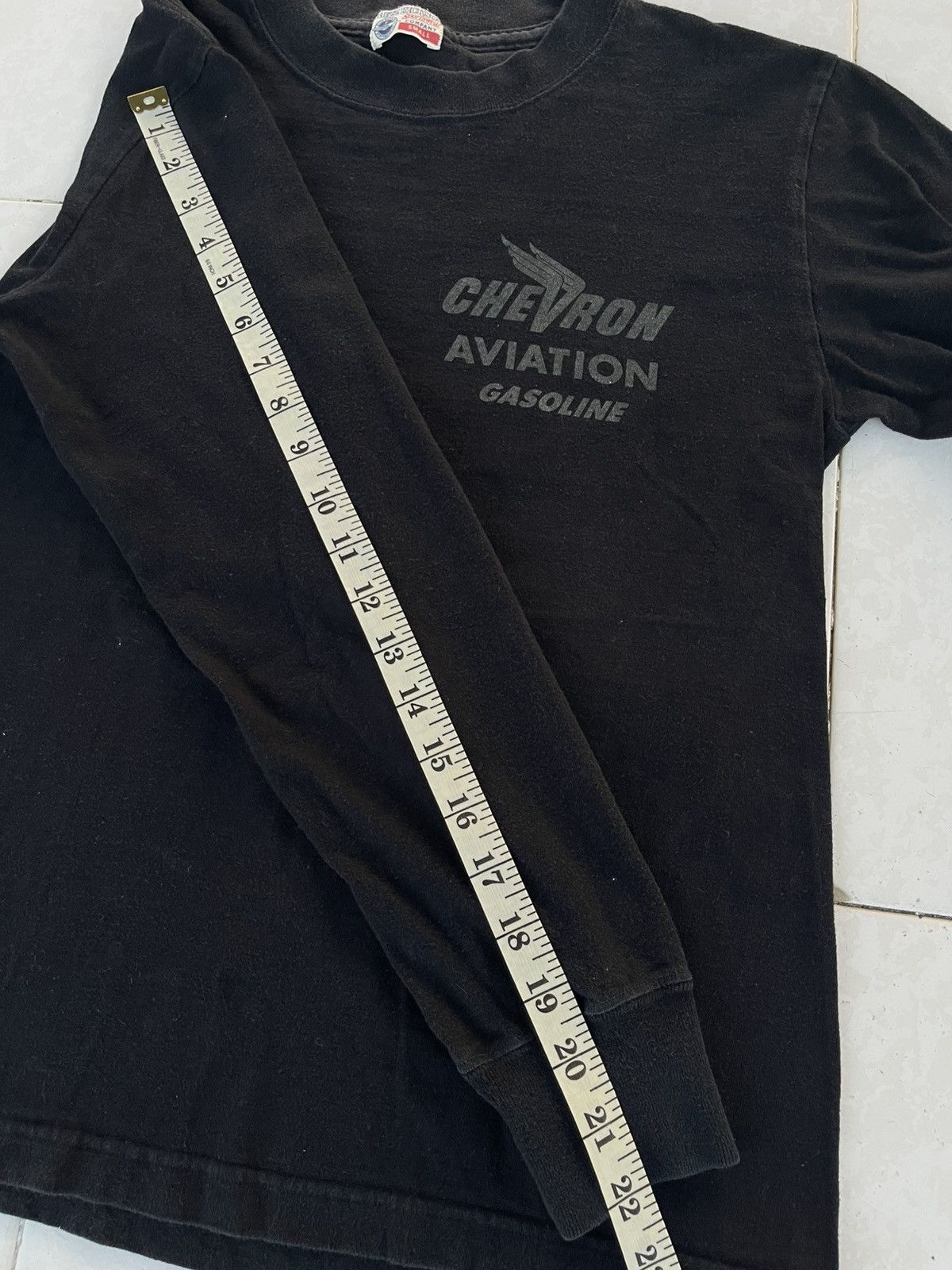 Buzz Rickson's Vintage 90's Buzz Rickson Chevron Aviation Gasoline Shirt T Size US S / EU 44-46 / 1 - 19 Thumbnail