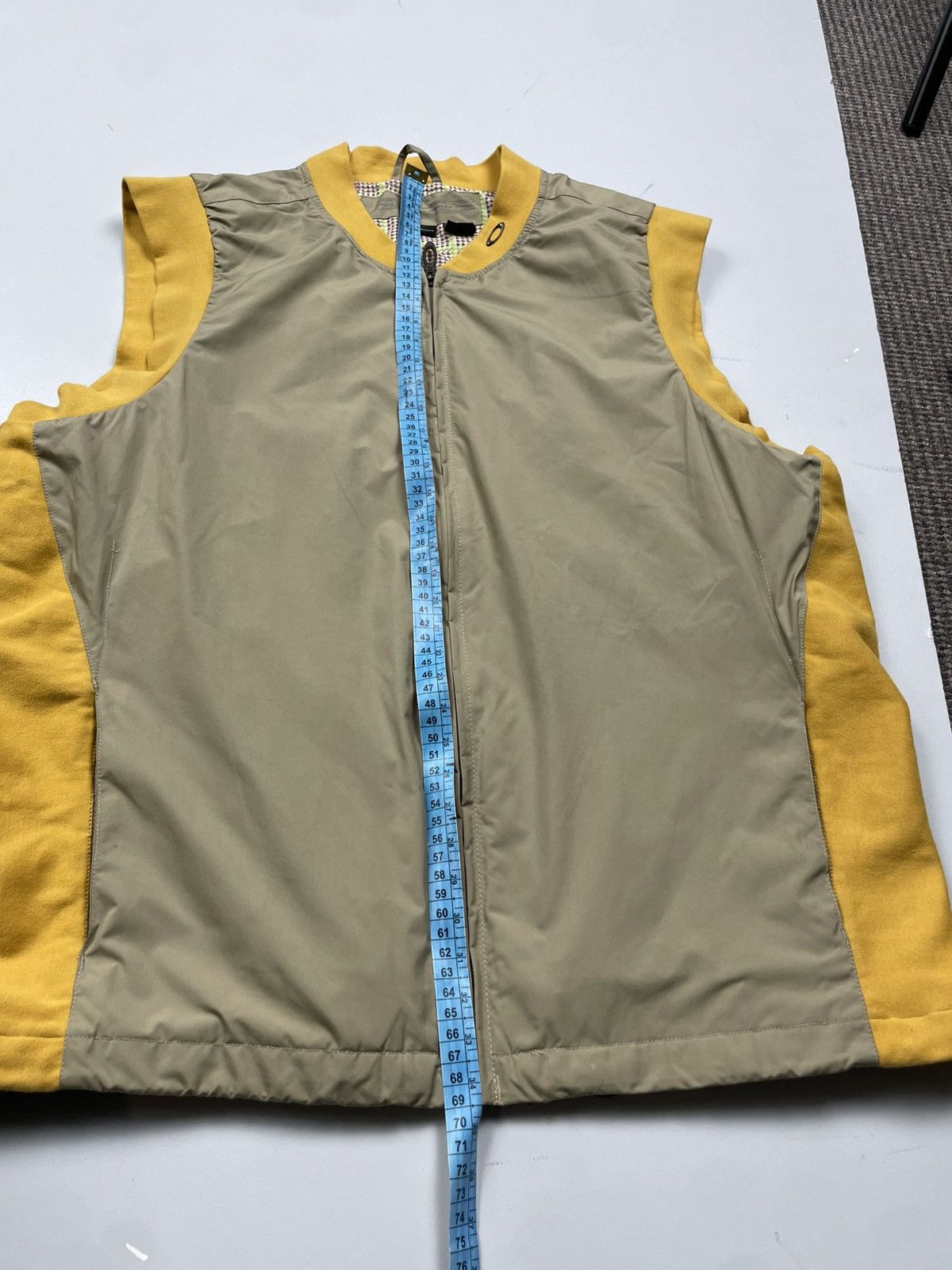 Oakley Oakley Vintage 00s Softshell Tactical Vest - Olive/Mustard Size US L / EU 52-54 / 3 - 15 Thumbnail