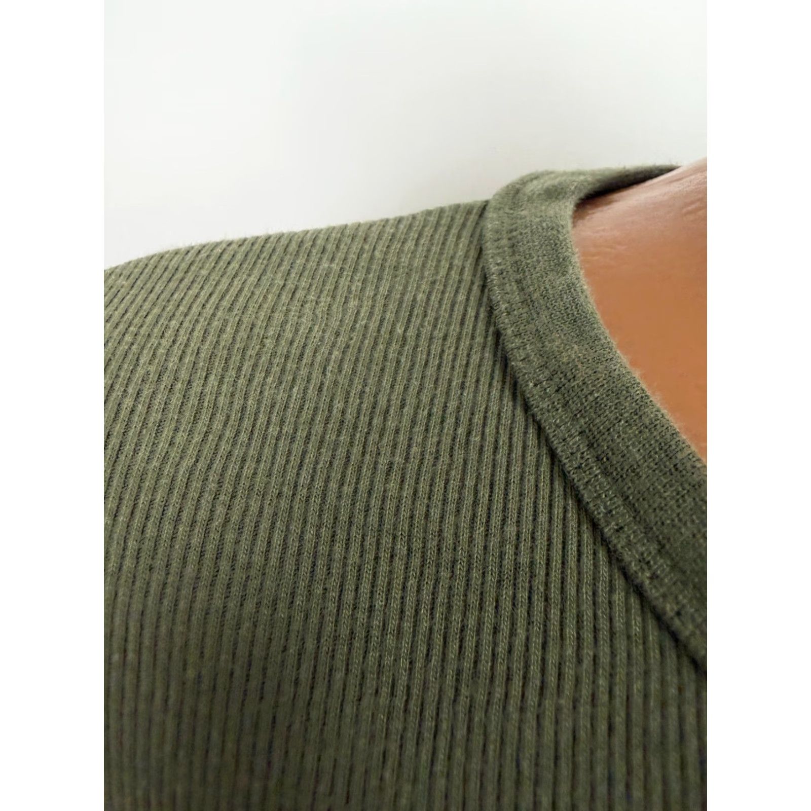 Olive VINTAGE Sonoma Ribbed Shirt Men XL Green 90s T-Shirt Short Sleeve Crew Neck Cotton Knit Vintage 90s Grunge Hipster Outdoor Club Mens Size US XL / EU 56 / 4 - 4 Thumbnail