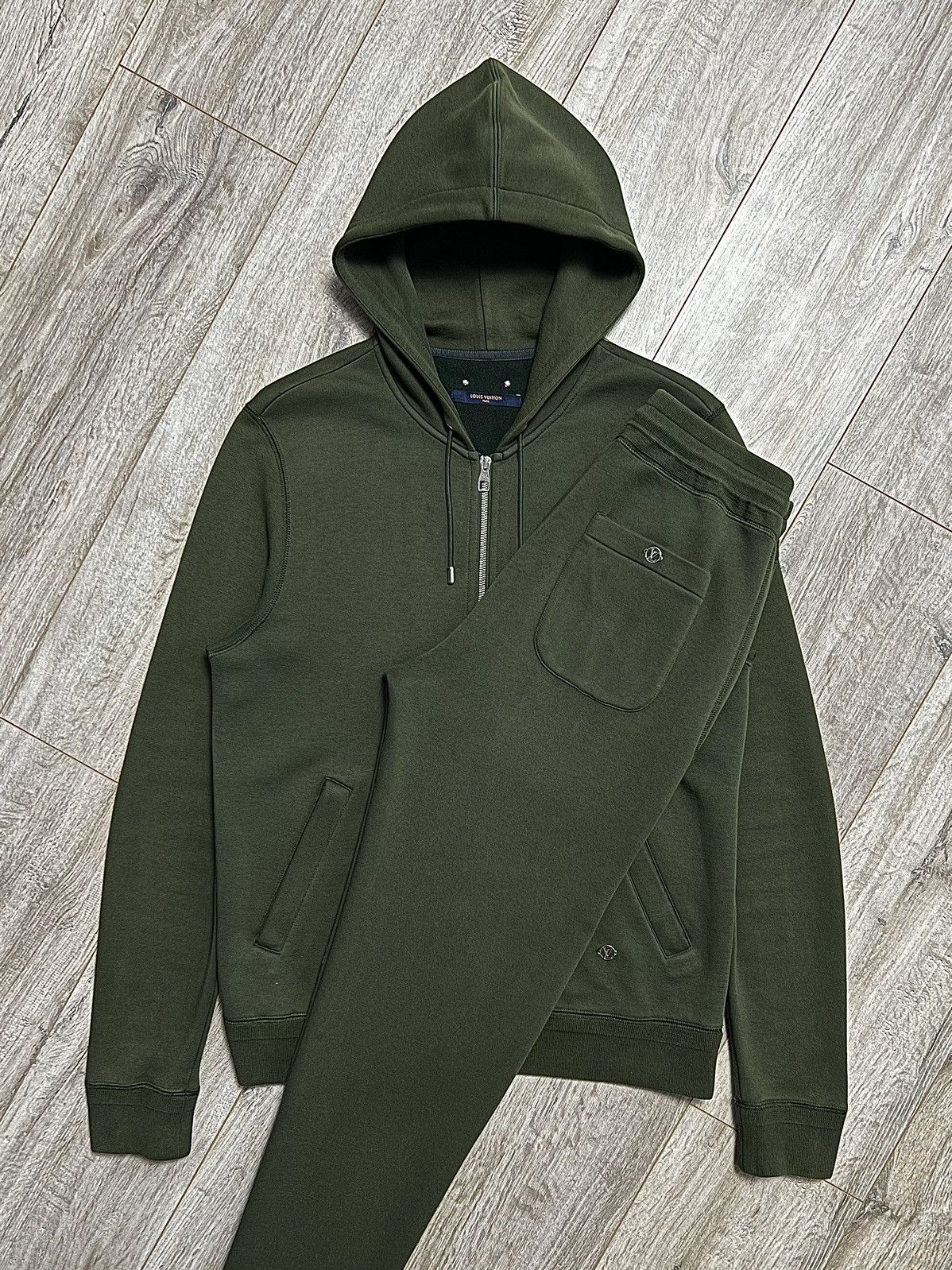 Louis Vuitton × Virgil Abloh LOUIS VUITTON Sweatsuit LV Logo