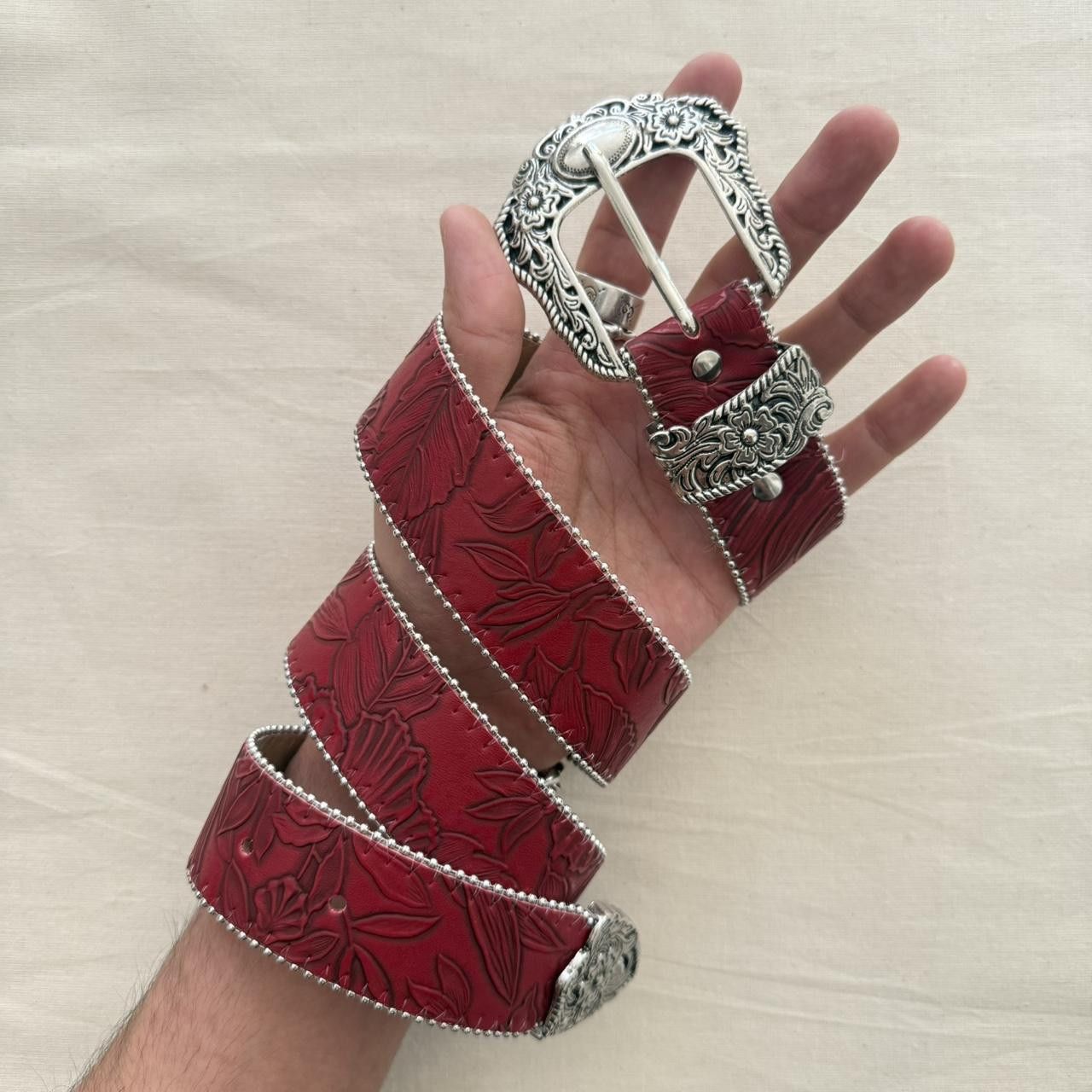 Cowboy Equipment y2k style red american western floral design belt Size ONE SIZE - 5 Thumbnail
