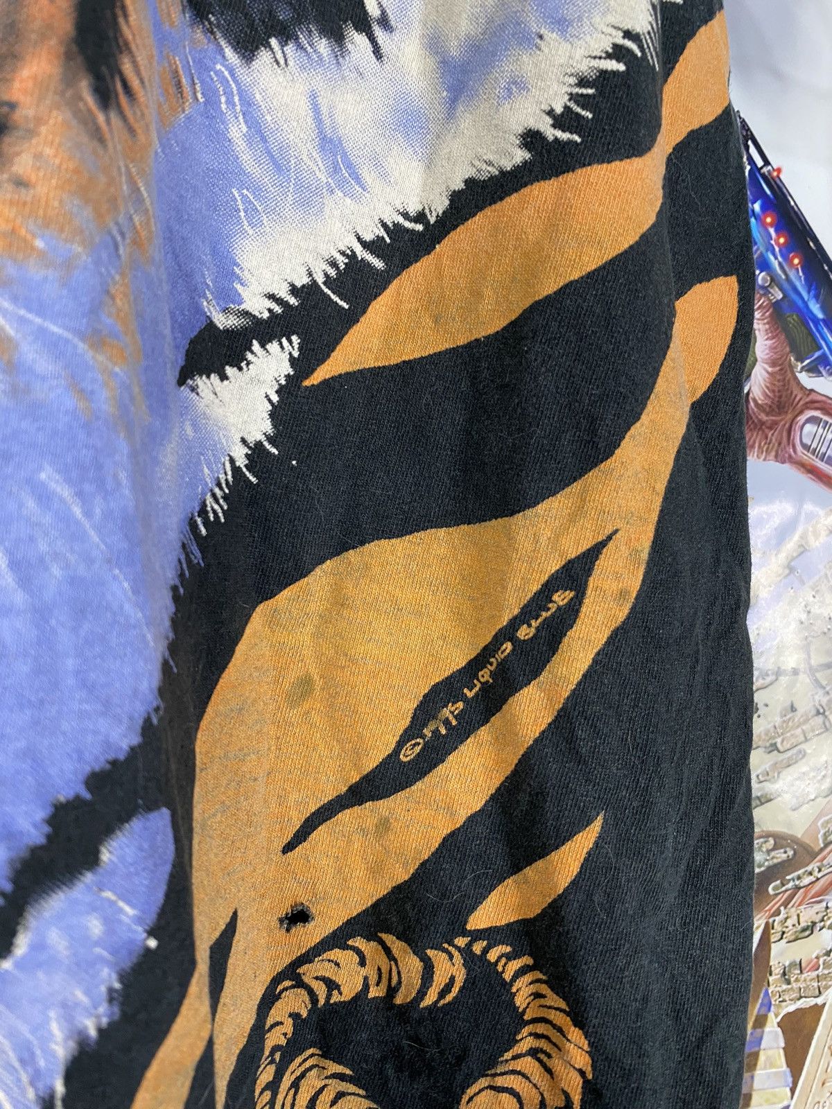 Liquid Blue Vintage 1995 Liquid Blue Tiger T-Shirt Adult XLarge Size US XL / EU 56 / 4 - 7 Thumbnail