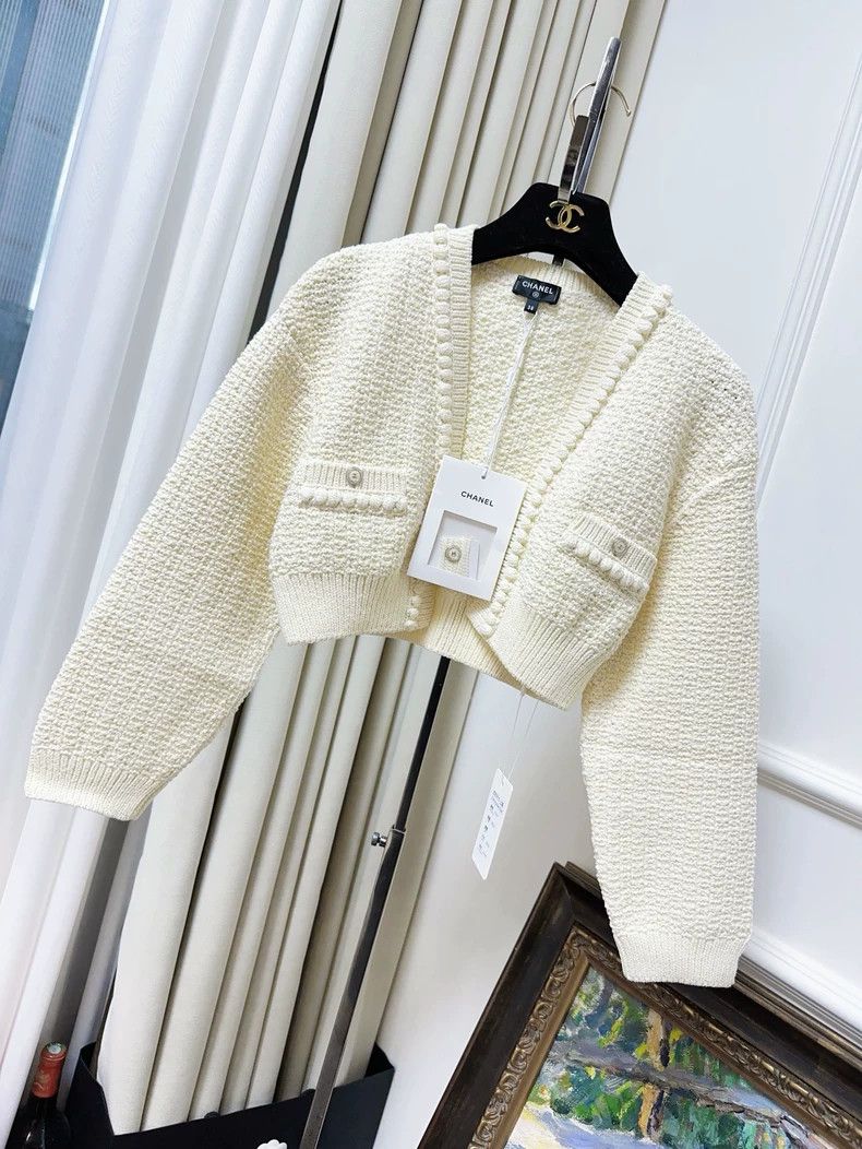 Chanel Chanel 22s spring and summer show beige high-waisted knitt Size XS / US 0-2 / IT 36-38 - 1 Thumbnail