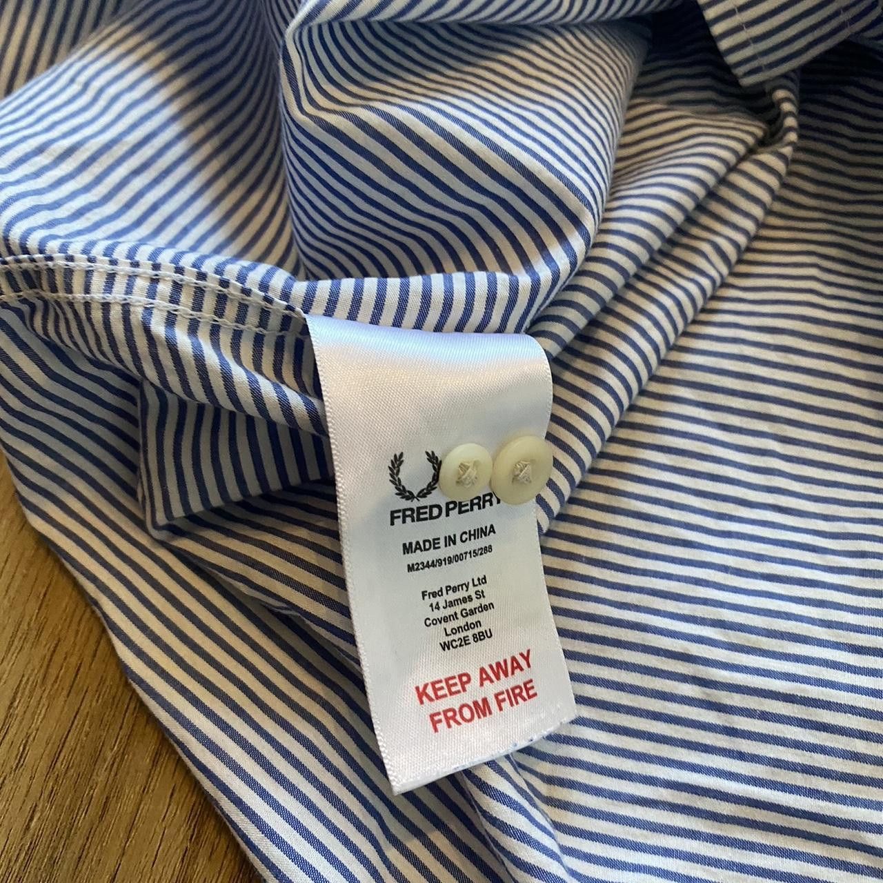 Fred Perry Fred Perry blue and white striped button up shirt Size US M / EU 48-50 / 2 - 5 Thumbnail