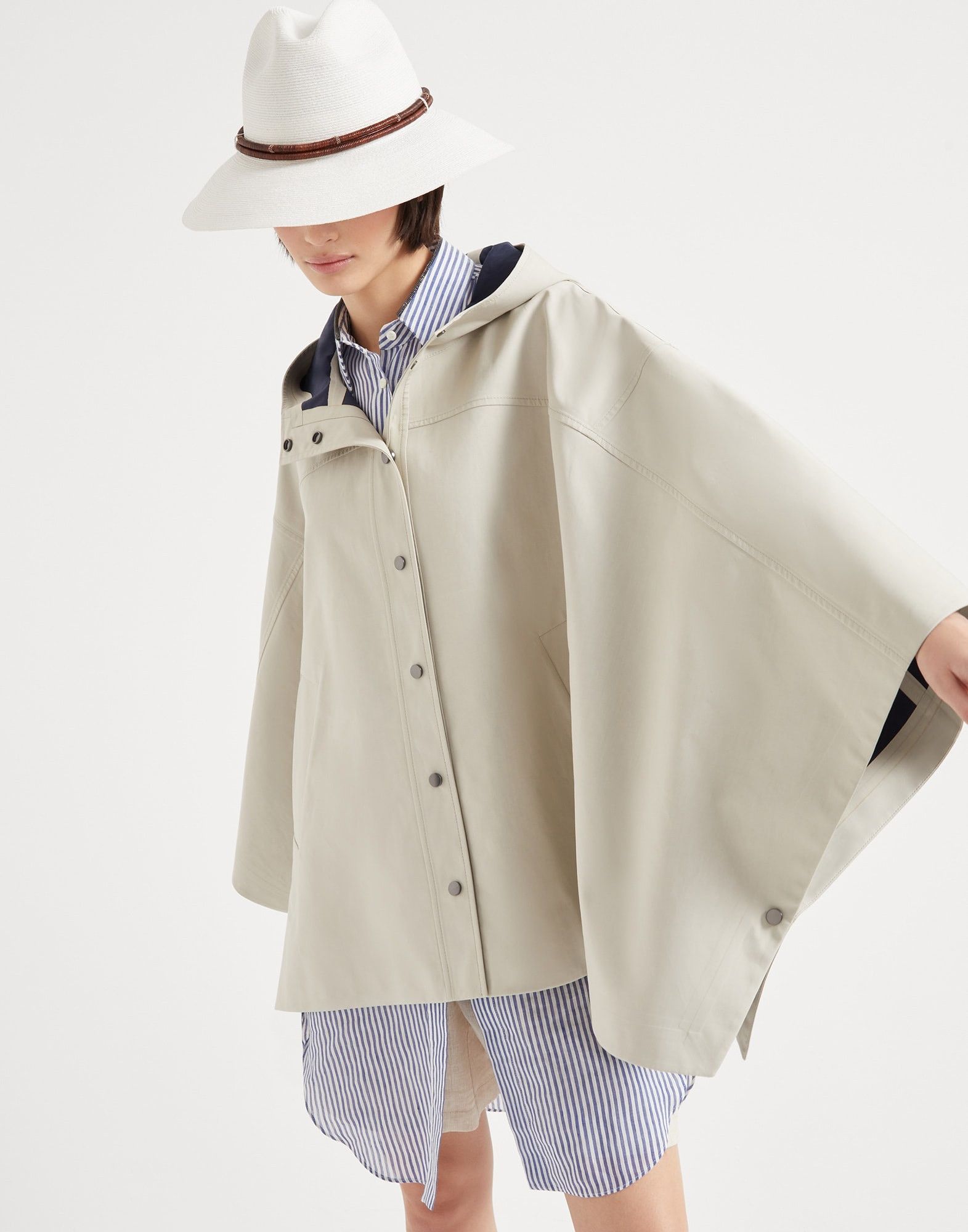 Brunello Cucinelli o1la1rc1a0326 Water-Resistant Bonded Jacket in Beige Size S / US 4 / IT 40 - 4 Thumbnail