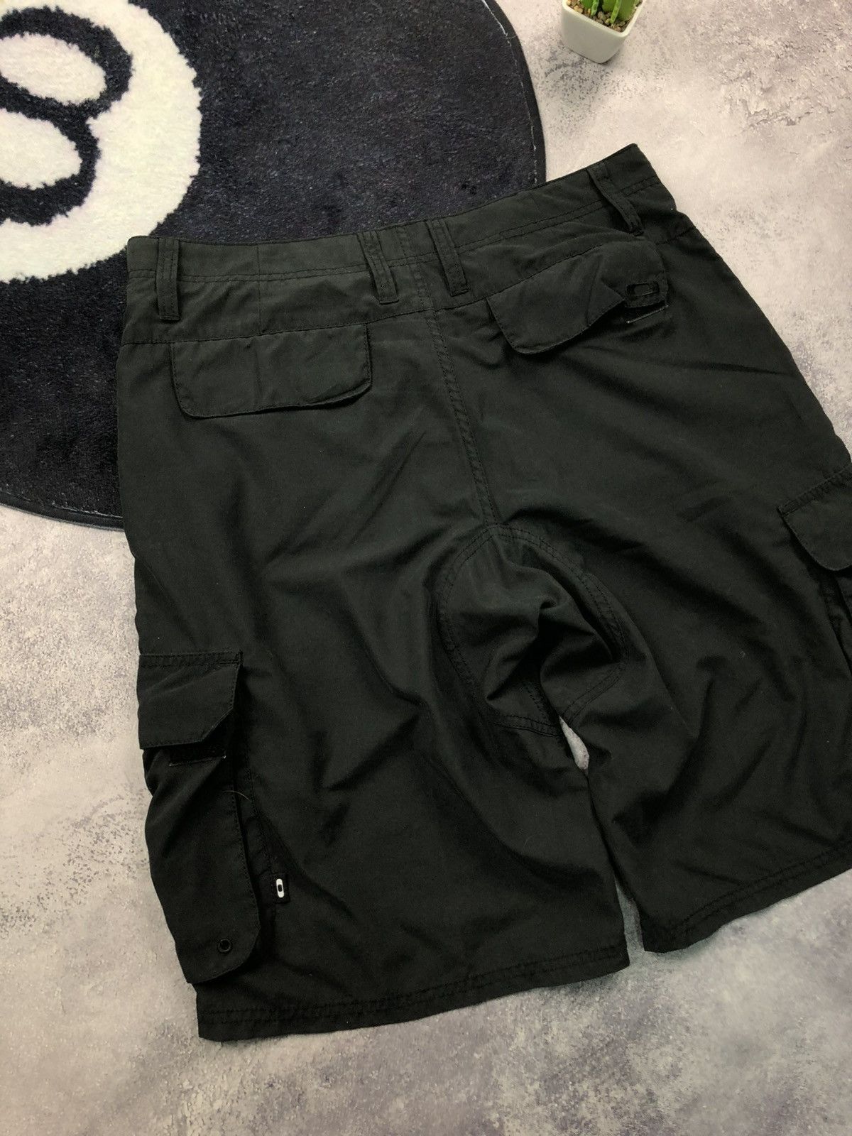 Oakley OAKLEY Hype Cargo Black Shorts Mini Logo Streetwear 31size Size US 31 - 16 Thumbnail