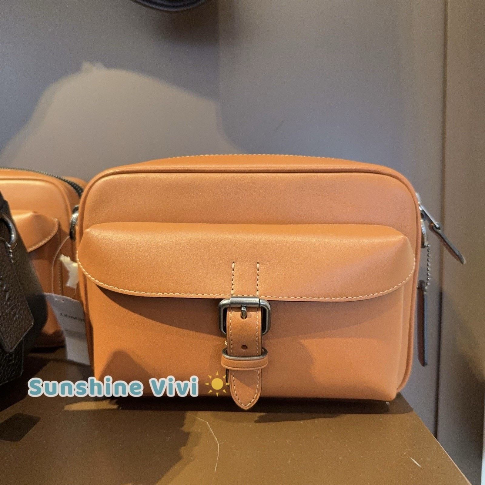 Coach NWT COACH MEN'S Warner Crossbody Bag leather CBI63 Tan Size ONE SIZE - 8 Thumbnail