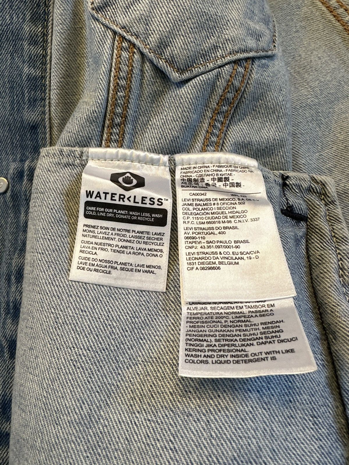 Levi's Levi’s Premium Big E Denim Trucker Jacket Light Wash Virgil Size US M / EU 48-50 / 2 - 12 Thumbnail