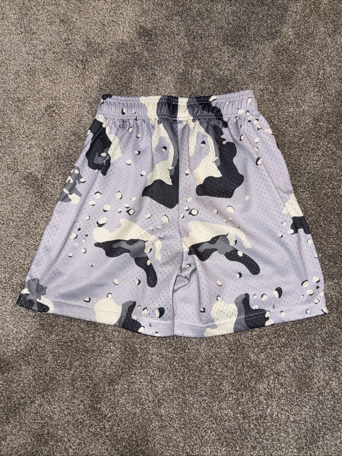 Bravest Studios Bravest Studios Grey Camo Mesh Shorts Size Small Size US 29 - 6 Thumbnail