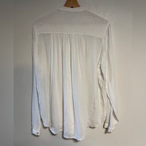 Abercrombie & Fitch Abercrombie & Fitch White Long Sleeve Button Down Blouse - L Size L / US 10 / IT 46 - 6 Thumbnail