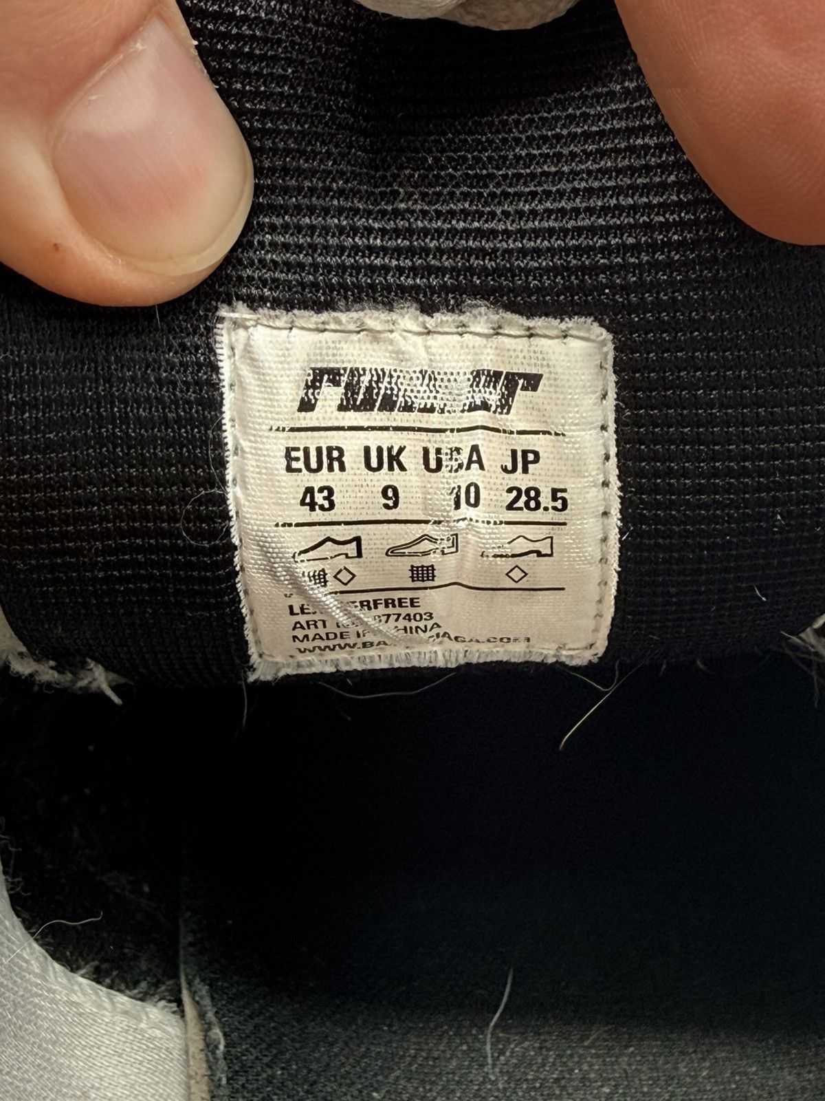Balenciaga Size 10 - Balenciaga Runner Sneaker Multi-Color Size US 10 / EU 43 - 7 Thumbnail