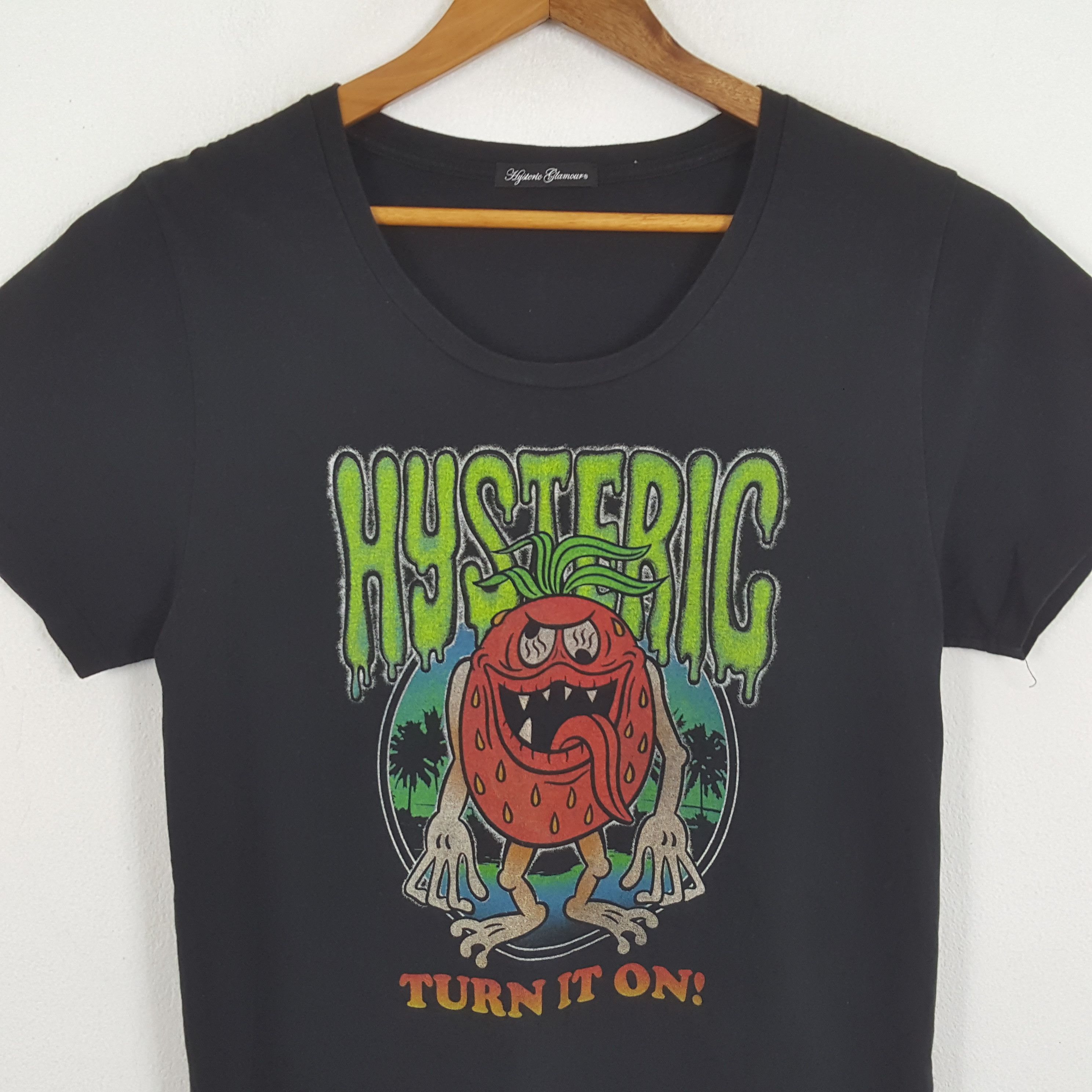 Hysteric Glamour × Japanese Brand × Vintage Vintage HYSTERIC GLAMOUR Japanese Fashion Brand T-Shirts Size US M / EU 48-50 / 2 - 2 Thumbnail