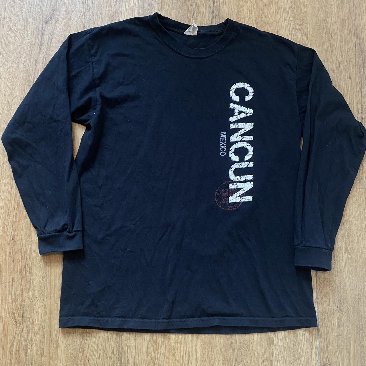 Other Cancun Mexico long sleeve t-shirt with a Longlseeve Size US L / EU 52-54 / 3 - 1 Thumbnail