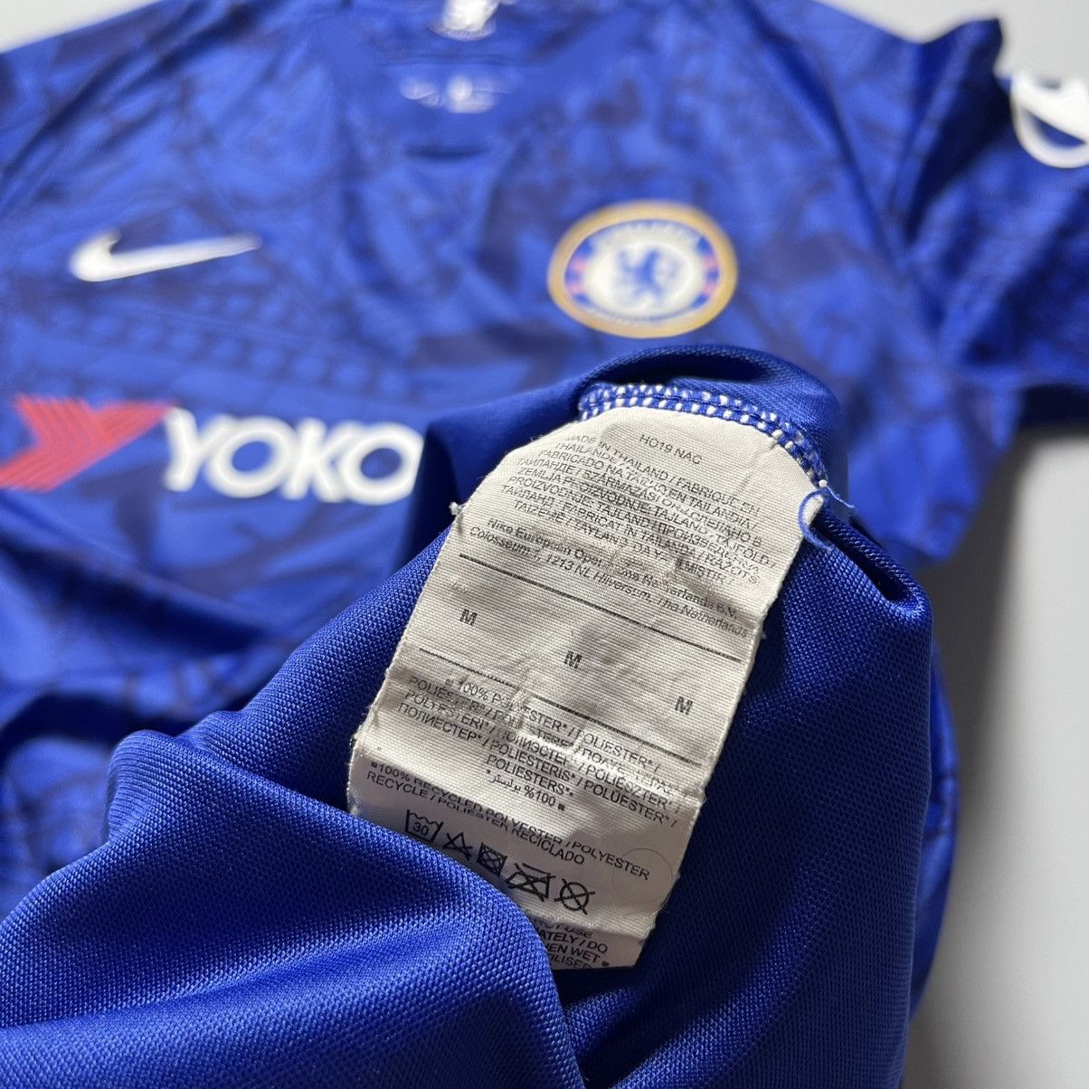 Nike CHELSEA NIKE 2019/2020 FOOTBALL HOME JERSEY #10 HAZARD Size US M / EU 48-50 / 2 - 9 Thumbnail