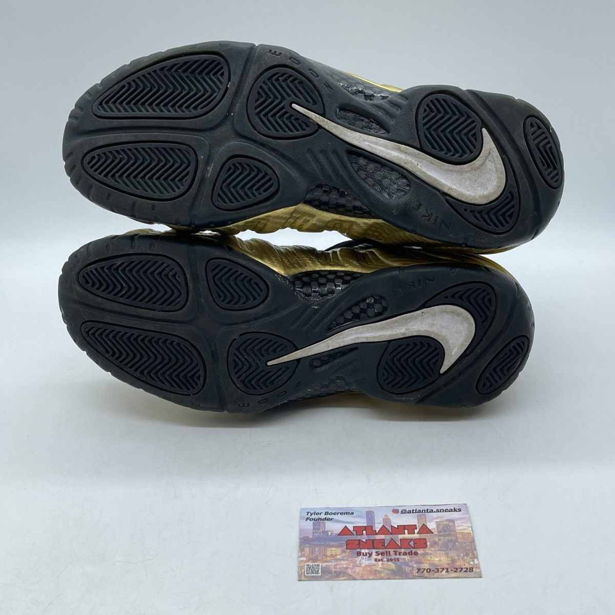 Nike Air foamposite metal gold Size US 8.5 / EU 41-42 - 7 Thumbnail