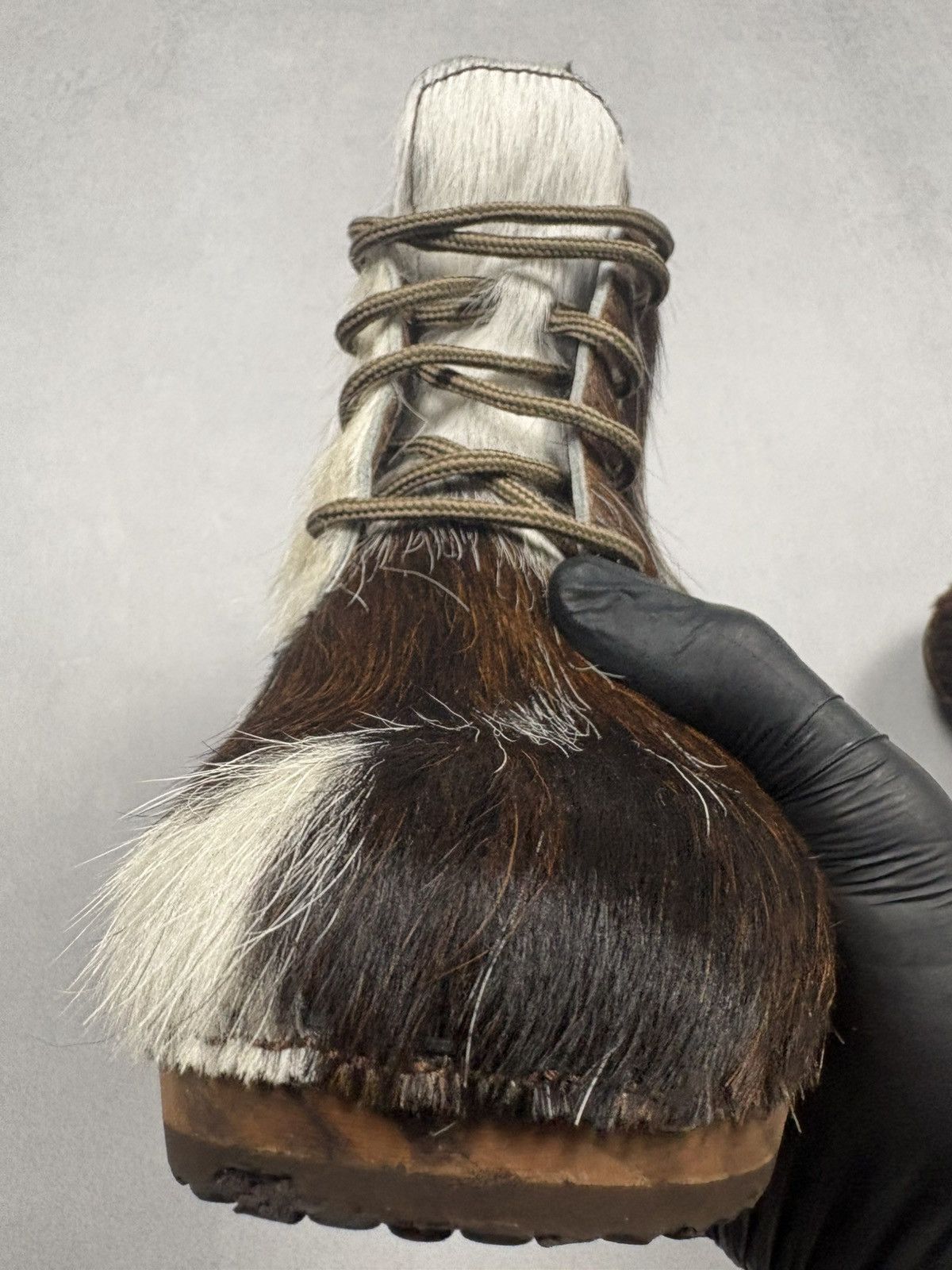 Other Woody Wood-O-Flex Cowhide Fur Ankle Boots Size 38 AvantGarde Size US 8 / IT 38 - 9 Thumbnail