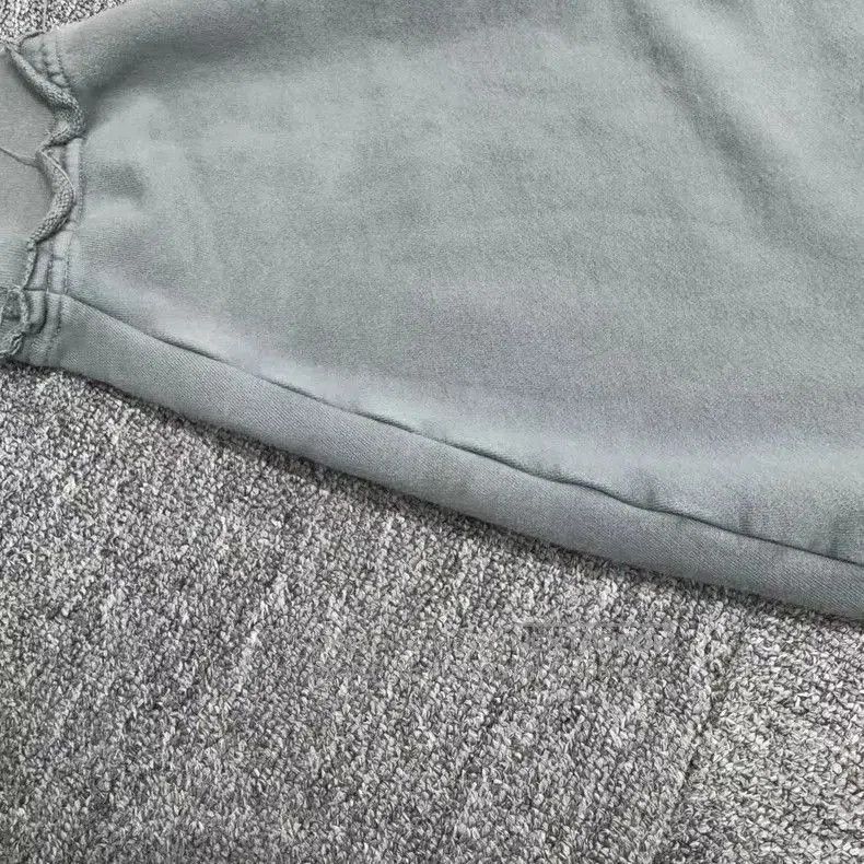 Miu Miu MiuMiu Distressed Embroidered Polo Sweatshirt. Size US M / EU 48-50 / 2 - 4 Thumbnail
