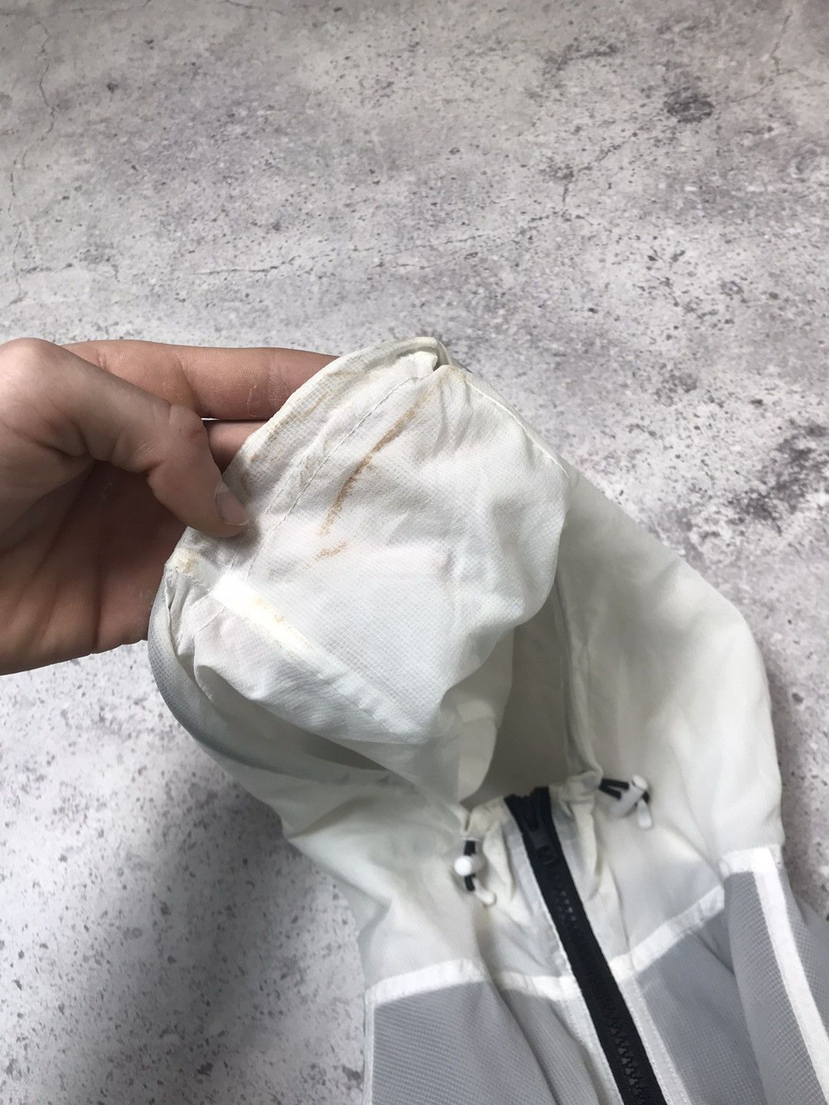 Drake 2021 OVO Globe Logo lightweight windbreaker White Size US M / EU 48-50 / 2 - 19 Thumbnail
