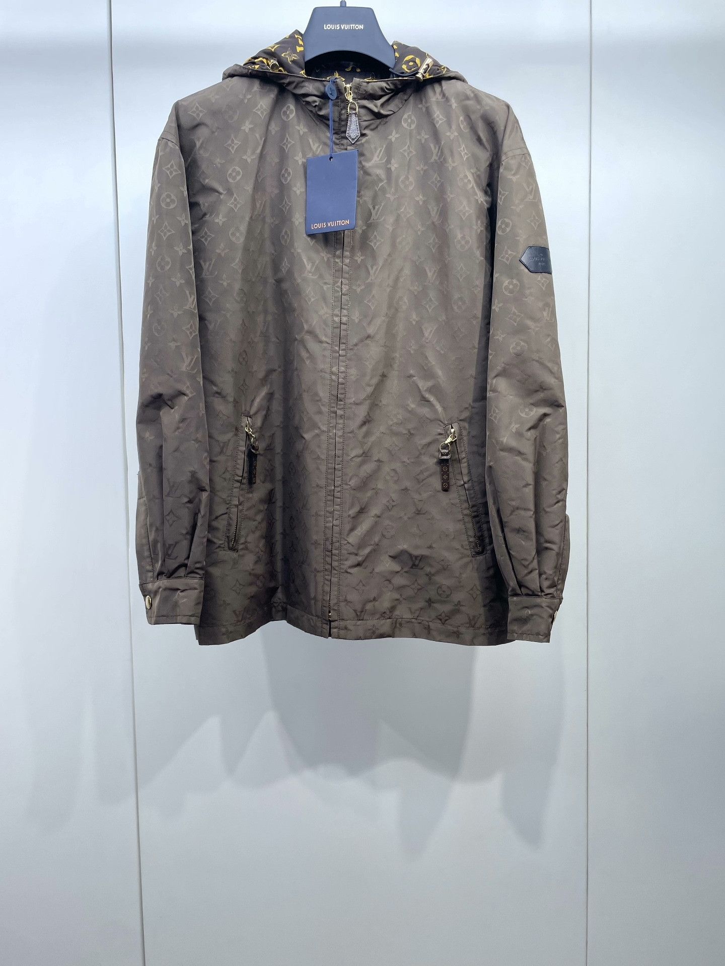 Louis Vuitton LV Classic Monogram Print Jacket Size XXS / US 00 / IT 34 - 1 Thumbnail