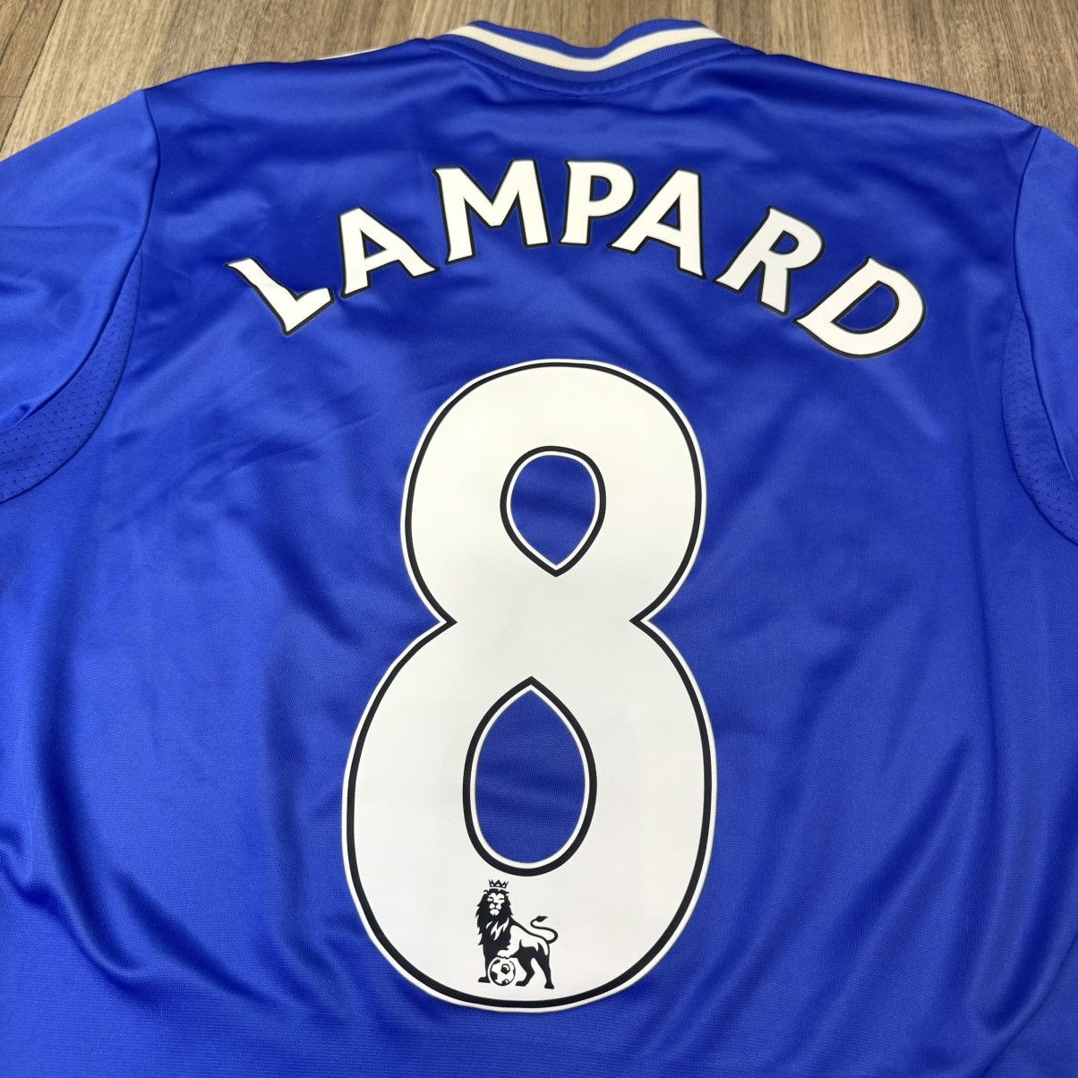 Chelsea Soccer Chelsea 13/14 home shirt #8 Lampard Size US S / EU 44-46 / 1 - 7 Thumbnail