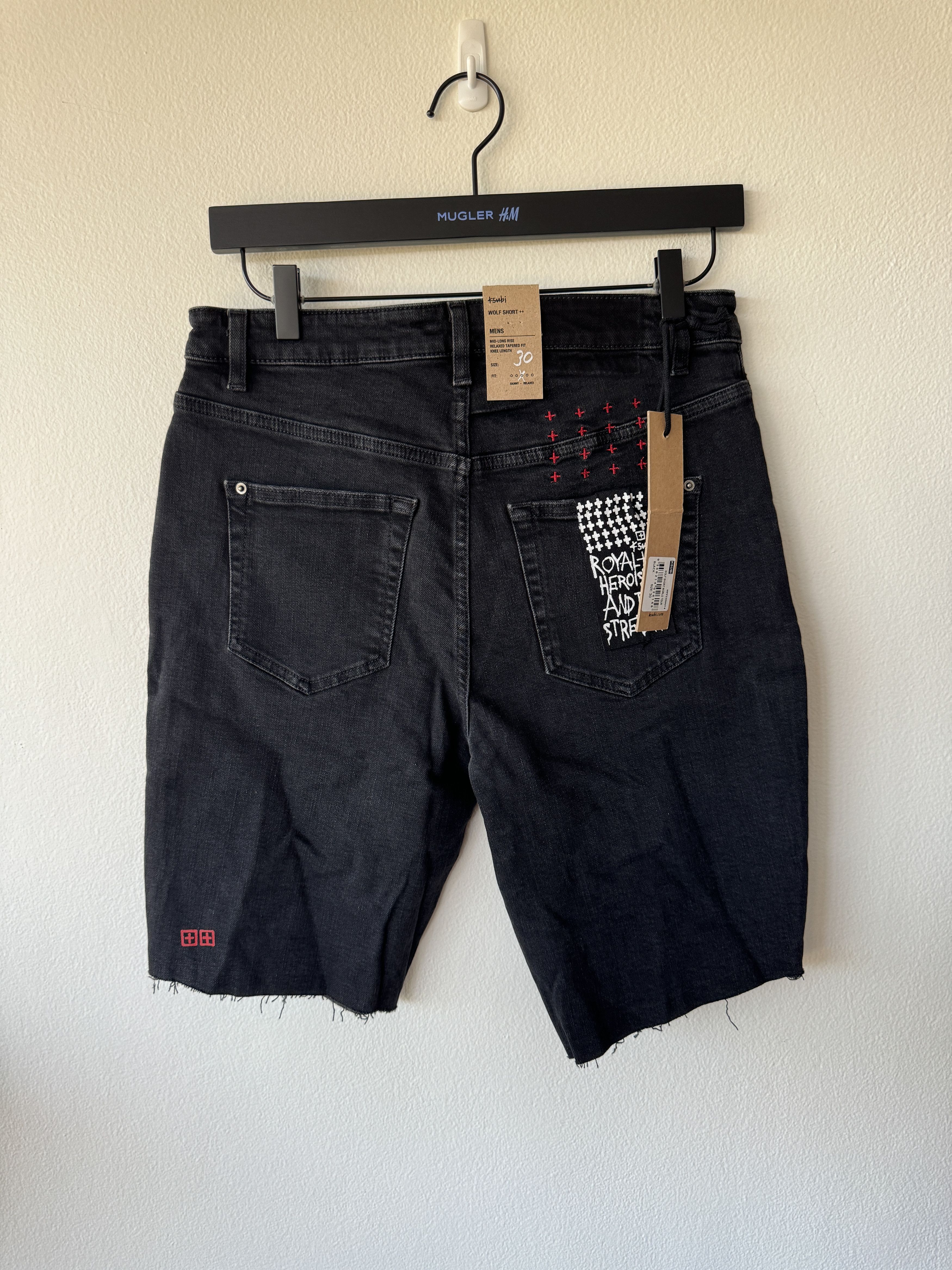 Ksubi denim Wolf Short 30 black world tour red logo relaxed fit Size US 30 / EU 46 - 3 Thumbnail