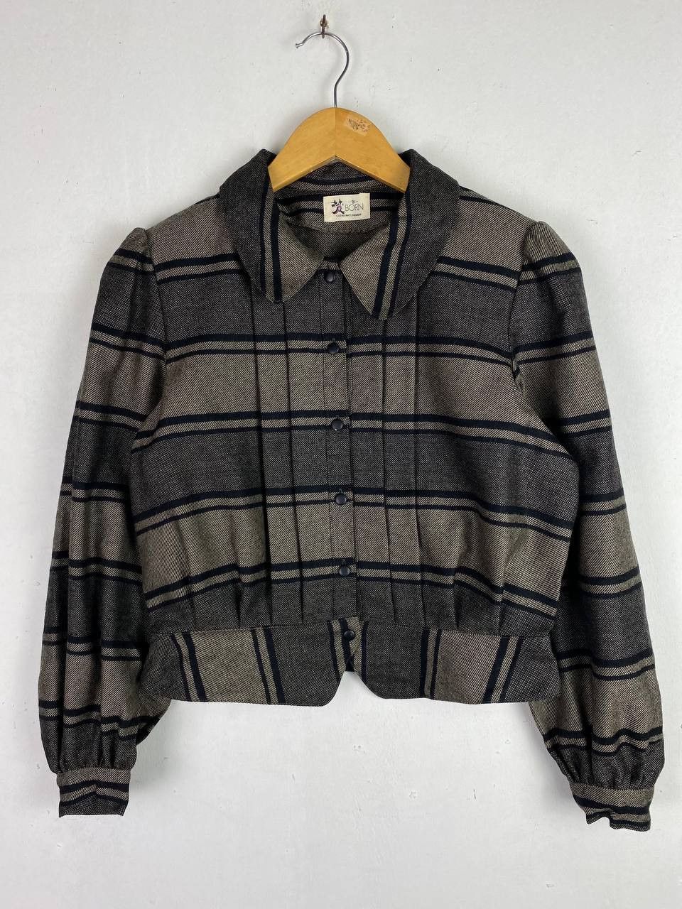 image of Vintage s Wool Jacket Nice Design in Grey, Women's (Size Medium)