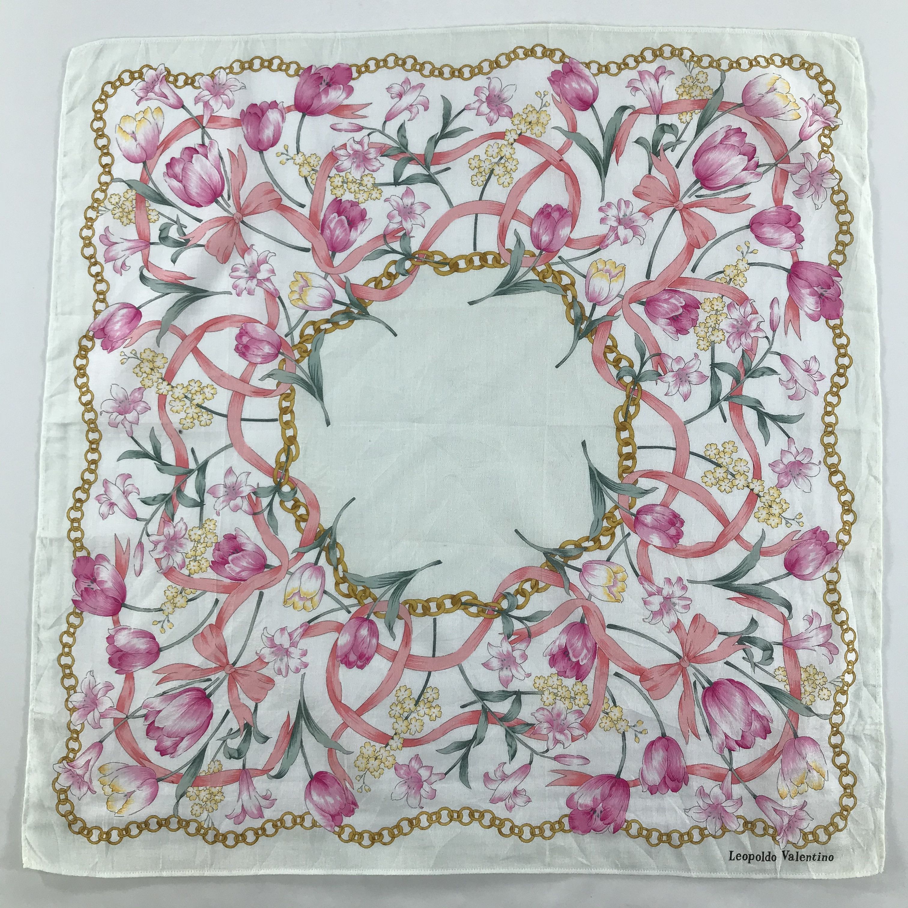 Vintage Leopoldo Valentino Bandana / Handkerchief/Neckerchief -S1517 Size ONE SIZE - 1 Thumbnail