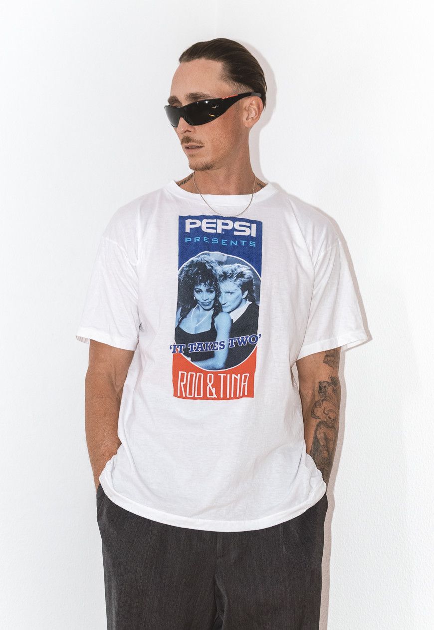 Rare 90s Tina Turner & Rod Stewart Pepsi Ad Tee - Tops
