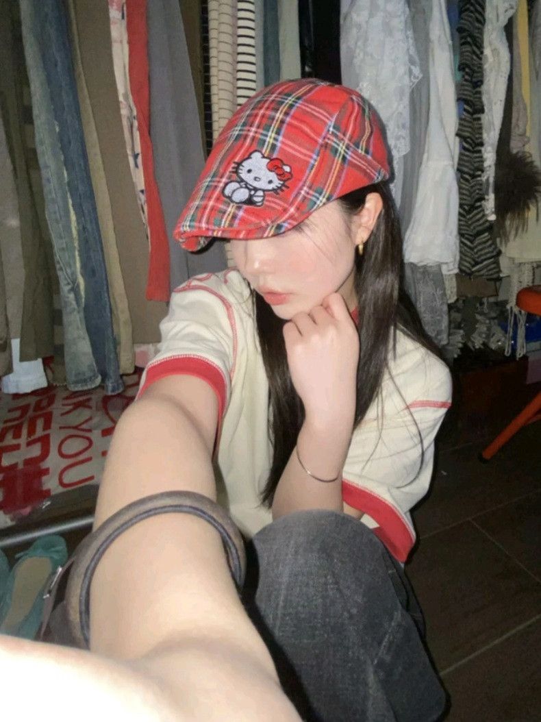 Japanese Brand Hello kitty checkered punk rock baretta hat Size ONE SIZE - 3 Thumbnail