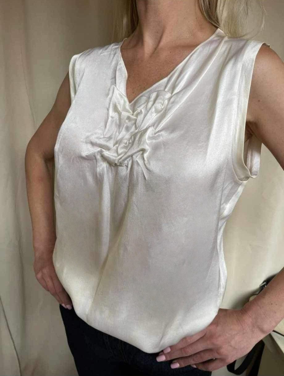 Yves Saint Laurent Silk top Size S / US 4 / IT 40 - 2 Thumbnail