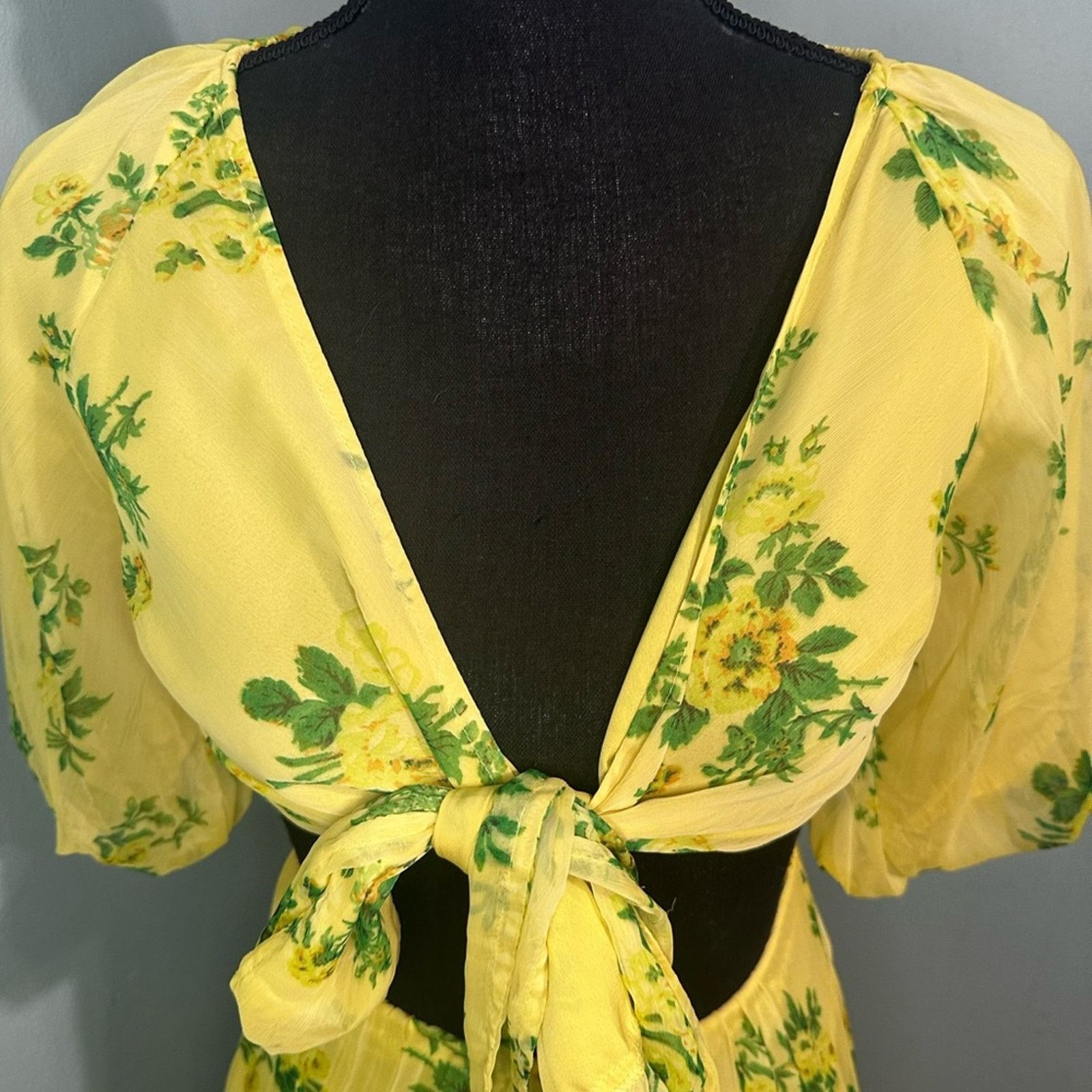 Asos ASOS Design Pleated Midi Dress Floral Print Yellow Size XS / US 0-2 / IT 36-38 - 2 Thumbnail