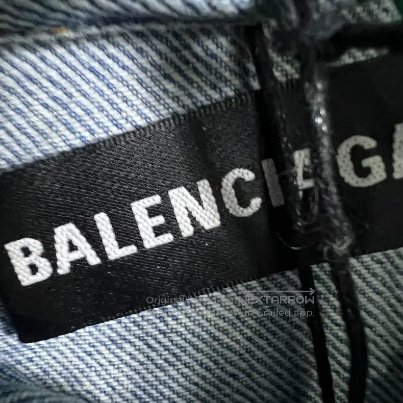 Balenciaga Balenciaga Distressed Denim Jacket Size US S / EU 44-46 / 1 - 2 Thumbnail
