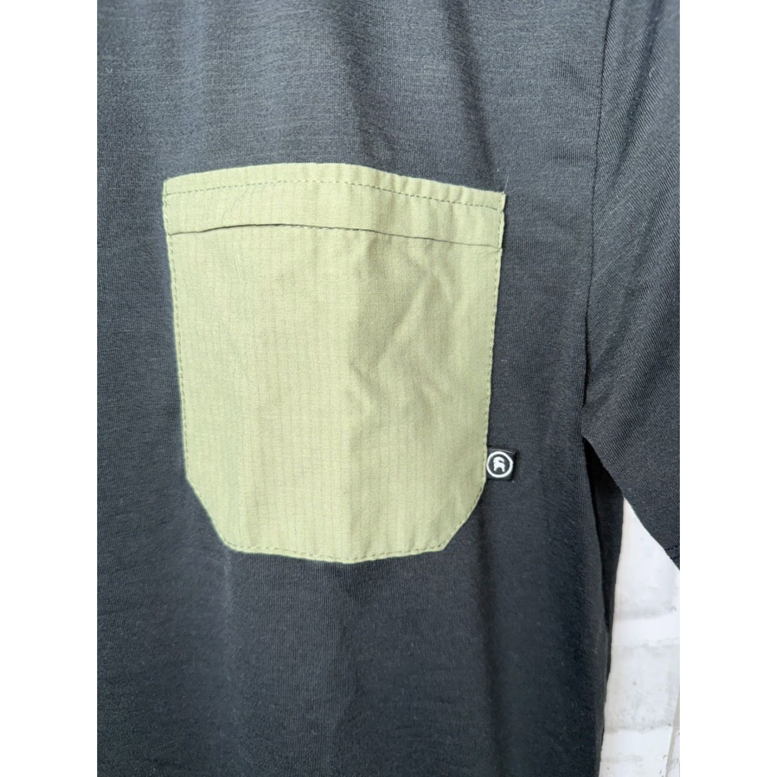 Vintage Backcountry The Goat Pocket T-Shirt Men's Grey Sz S Size US S / EU 44-46 / 1 - 3 Thumbnail