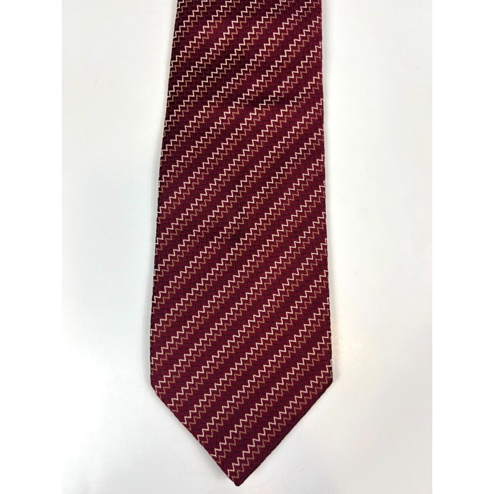 Pinko Thomas Pink Men’s Luxury Silk Tie Zig Zag Maroon 58" Wide 3 5/8" Classic Length Adjustable N/A Size ONE SIZE - 3 Thumbnail