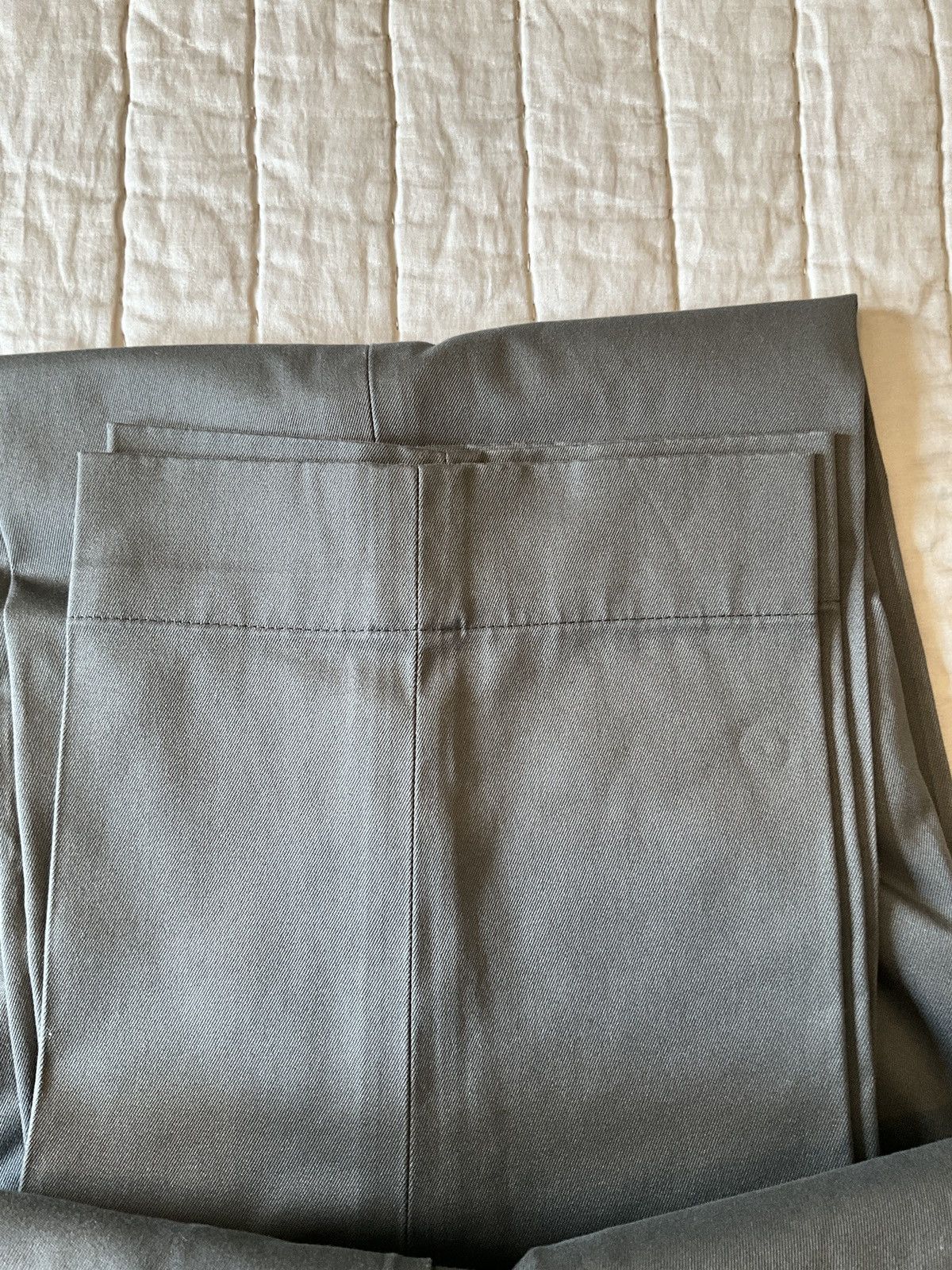 Brooks Brothers Brooks brothers grey Clark fit light weight pants Size US 30 / EU 46 - 5 Thumbnail