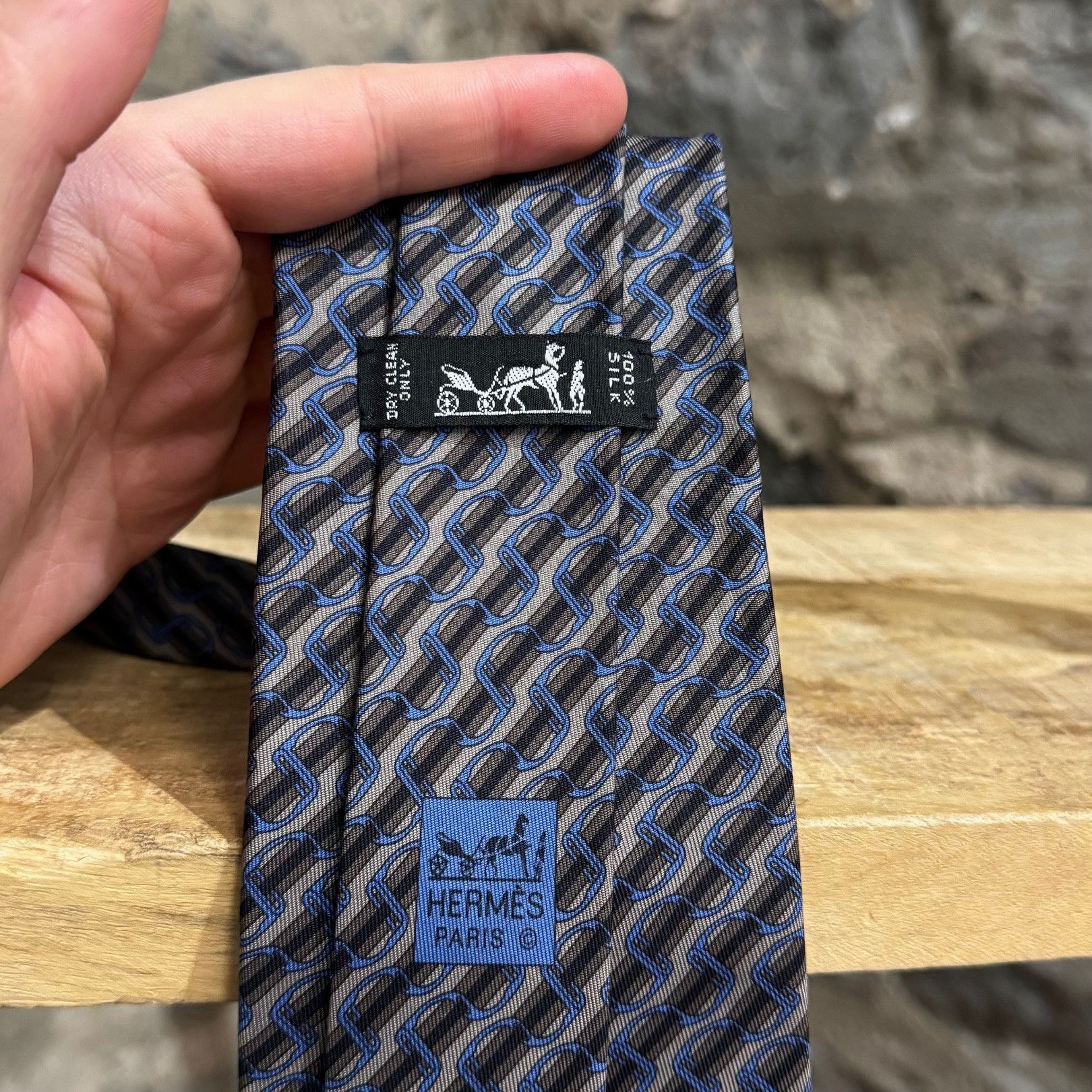 Hermes Hermès Chain-link Brown Blue Silk Tie Size ONE SIZE - 4 Thumbnail