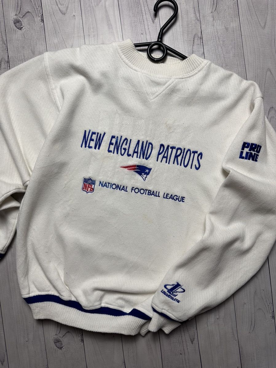 NFL Vintage New England Patriots football sweatshirt rare 80; 90 Size US S / EU 44-46 / 1 - 2 Thumbnail