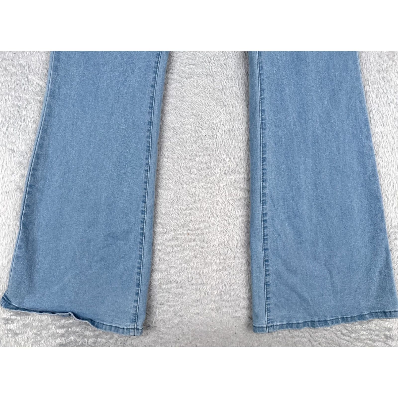 Vintage Jeans Womens 29 Blue Denim Wide Flare High Rise Light Wash Cotton Blend 29x30 Size 29" - 2 Thumbnail