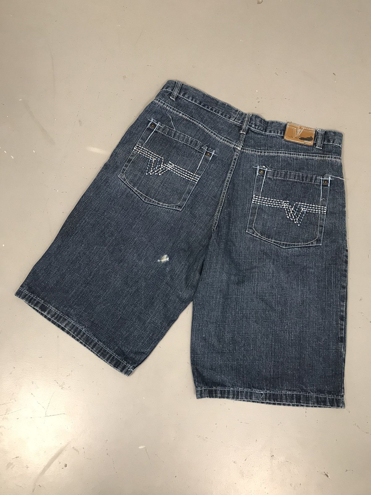 JNCO × Vintage Vintage evolution denim short Size US 41 - 10 Thumbnail