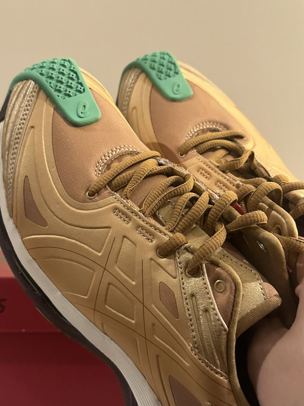 Asics × Kiko Kostadinov ASICS X KIKO GEL-TESARAKT GOLD Size US 9 / IT 39 - 4 Thumbnail