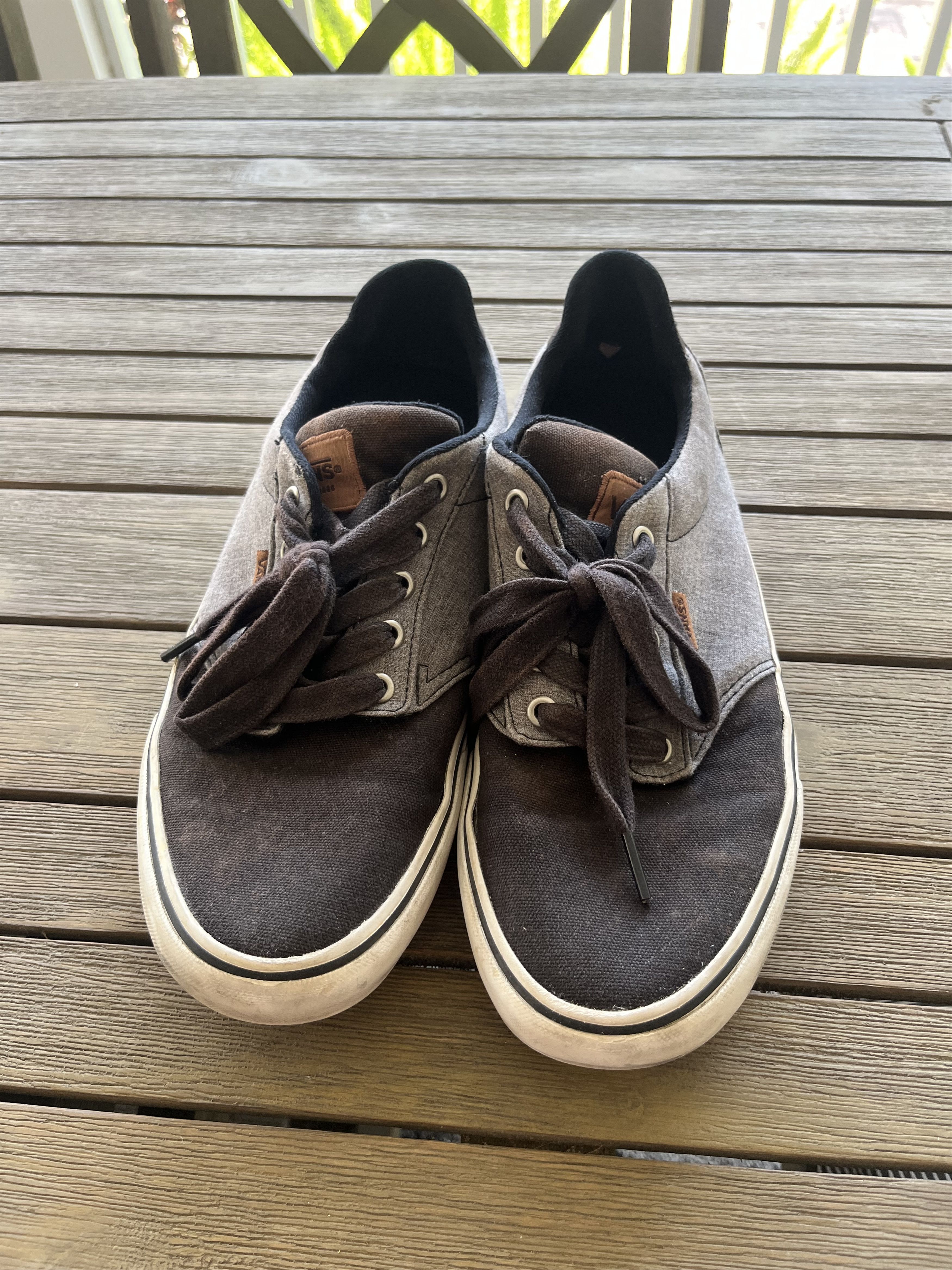 Vans Vans grey low top sneakers Size US 9.5 / EU 42-43 - 1 Thumbnail
