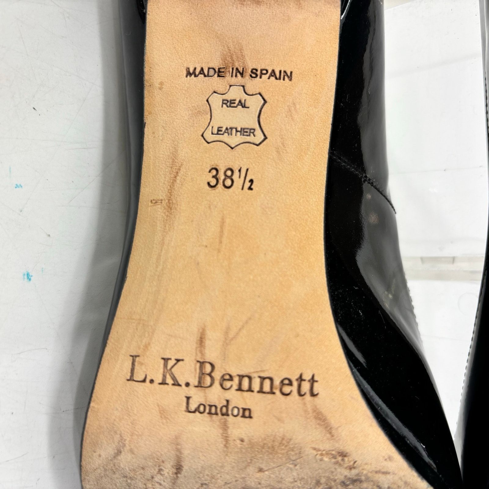 LK Bennett L.K. Bennett Women's Size 38.5 US 8.5 Black Patent Leather Size US 8.5 / IT 38.5 - 4 Thumbnail