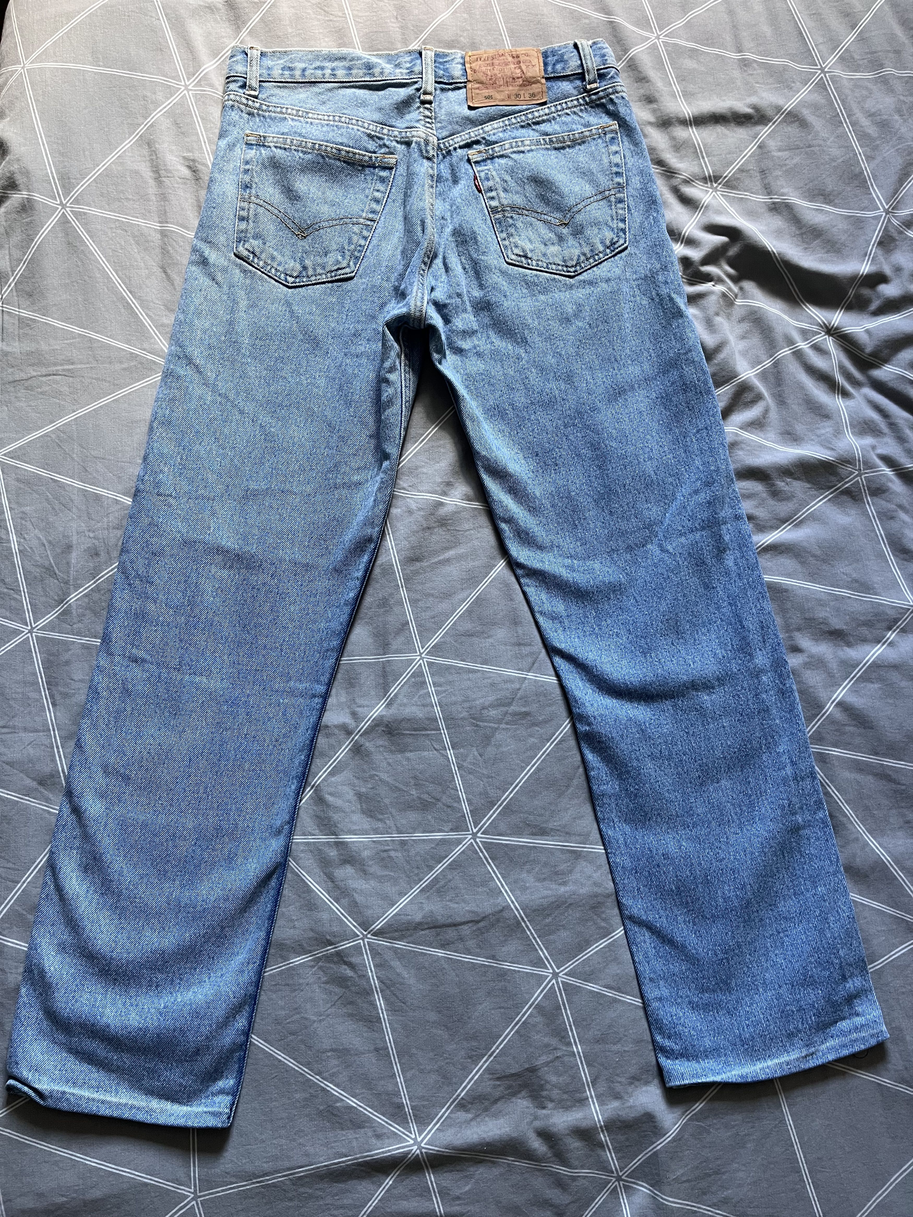 Levi's Levi’s 501 Men’s Jeans W30 L36 –USA 1993 – Blue – Vintage Size US 30 / EU 46 - 2 Thumbnail