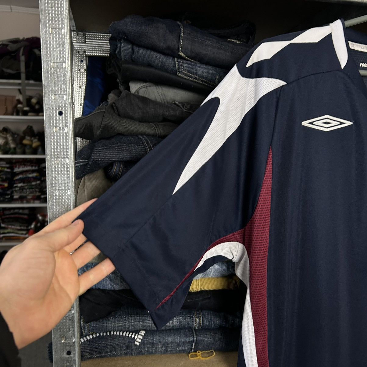 Umbro Vintage Umbro Westham United 2000’s soccer jersey size XL Size US XL / EU 56 / 4 - 7 Thumbnail