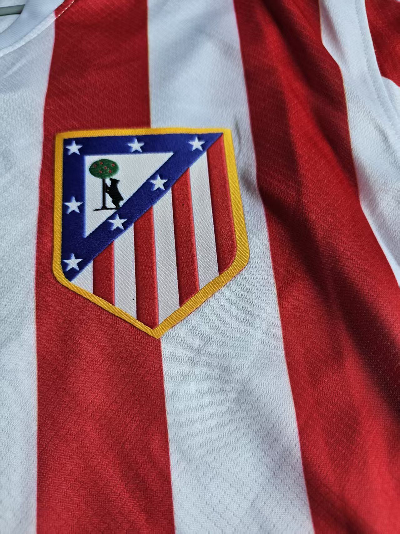 Other Atletico Madrid #19 Julián Álvarez Jersey Home 2026 Size US L / EU 52-54 / 3 - 4 Thumbnail